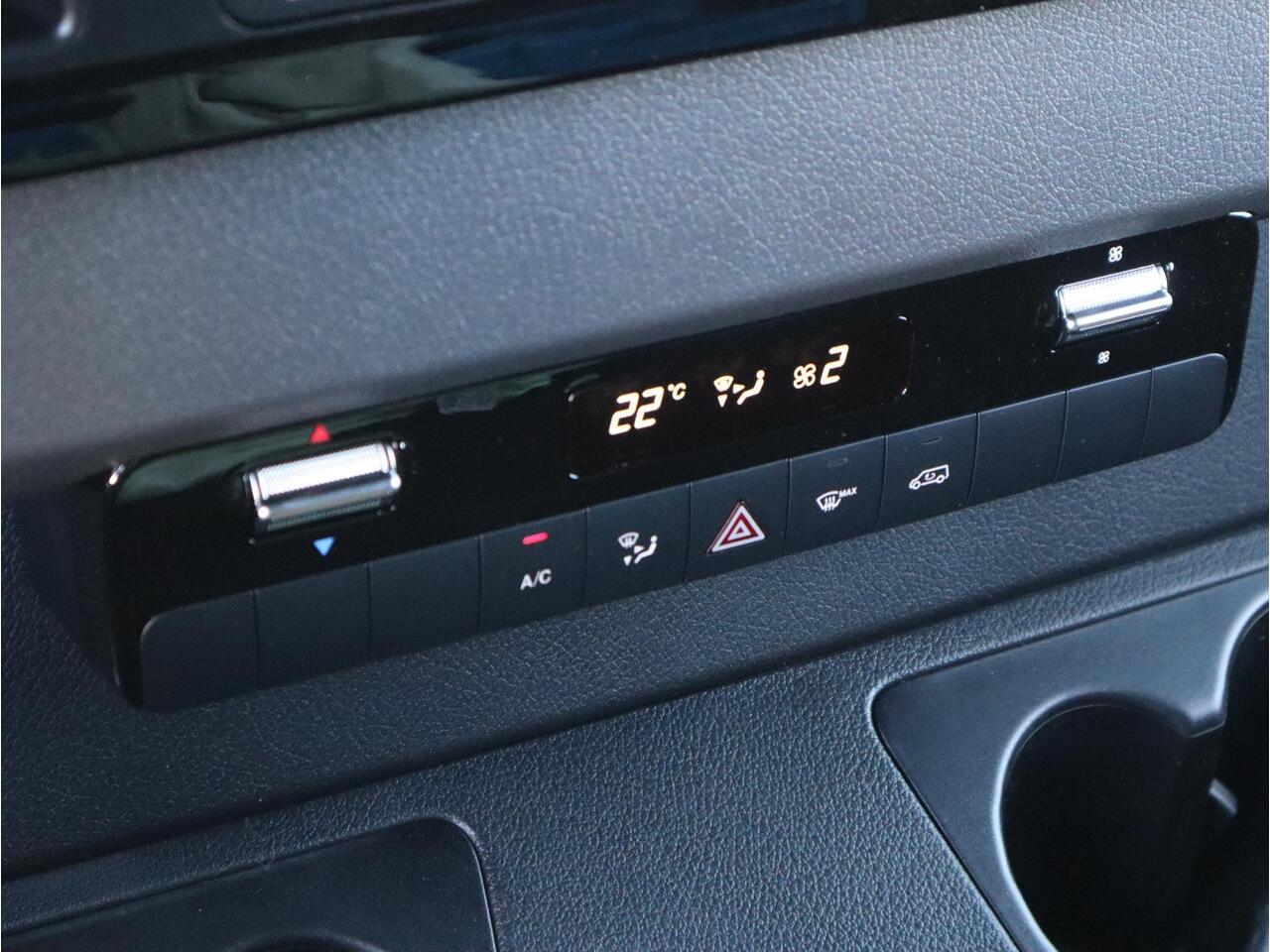 Mercedes-Benz SPRINTER 317 L2 Pro LED NAVI VOORBER. 3,5T AHW