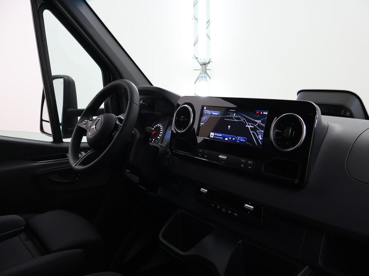 Mercedes-Benz SPRINTER 315 CDI Chassis L3 RWD PRO | Bakwagen | Opbouw is Gesloten Laadbak met Laadklep |