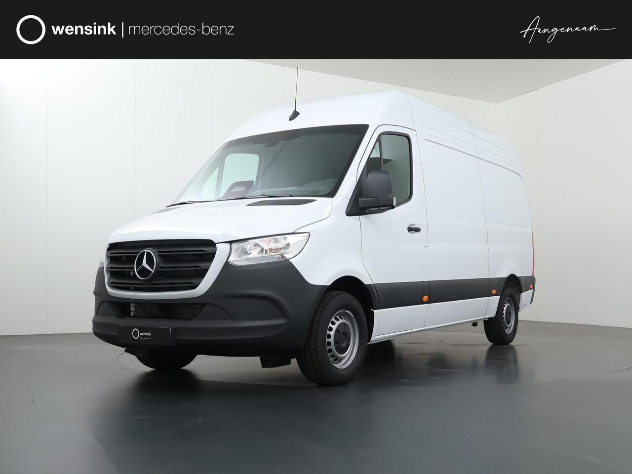 Mercedes-Benz SPRINTER 315 | Aut. | L2 H2 | RWD | PRO | 3500 KG. AHW | Airco | Cruise Control | 3500 KG. AHW | Carplay / Android Auto | Dodehoekassistent | Lane-Assist | Multifunctioneel Stuurwiel | 3-zits |
