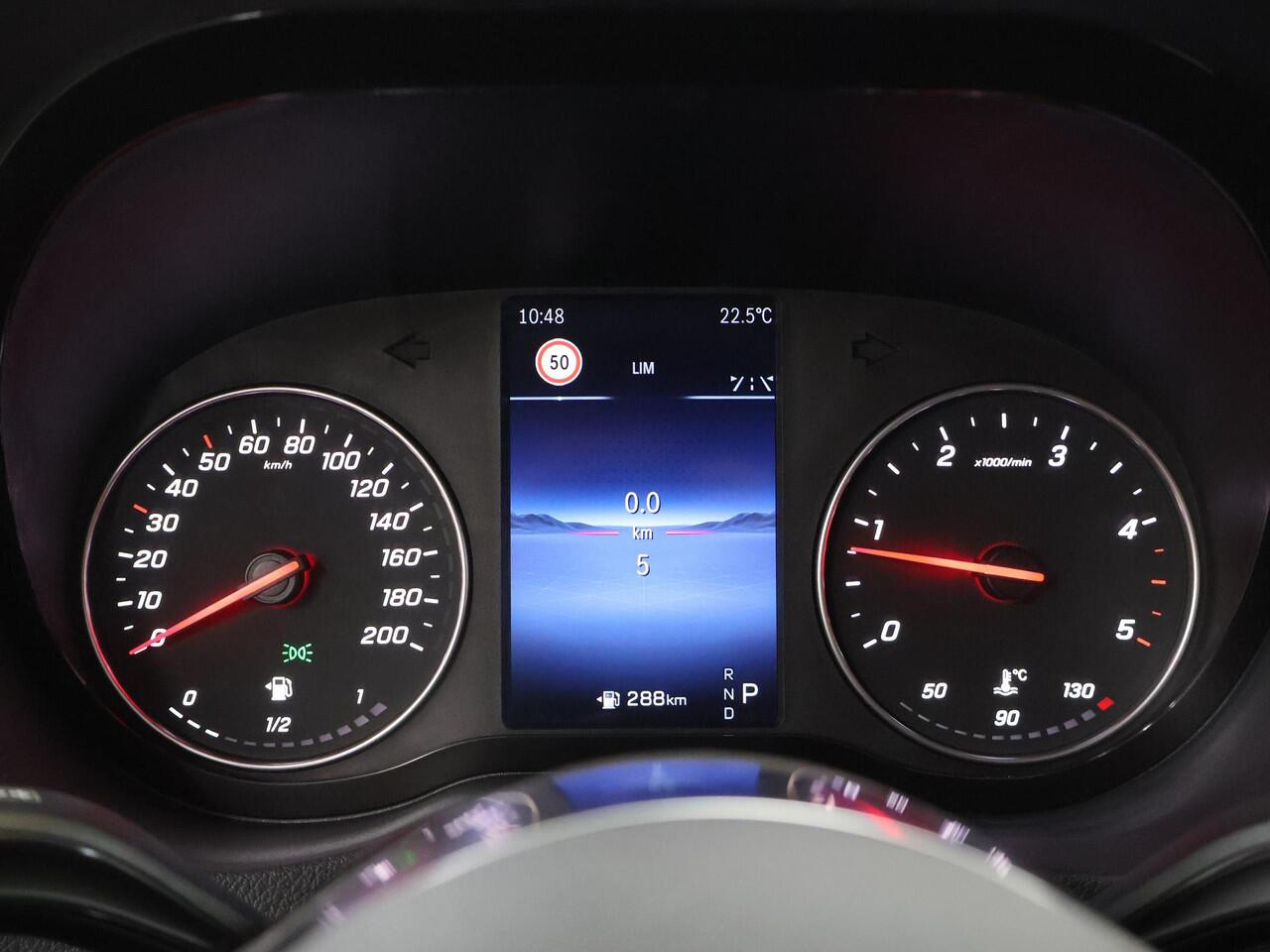 Mercedes-Benz SPRINTER 319 CDI L2 H2 Select | Dubbele Schuifdeur | Navigatie | Parkeerpakket met achteruitrijcamera | Smartphone integratie pakket | Distronic |