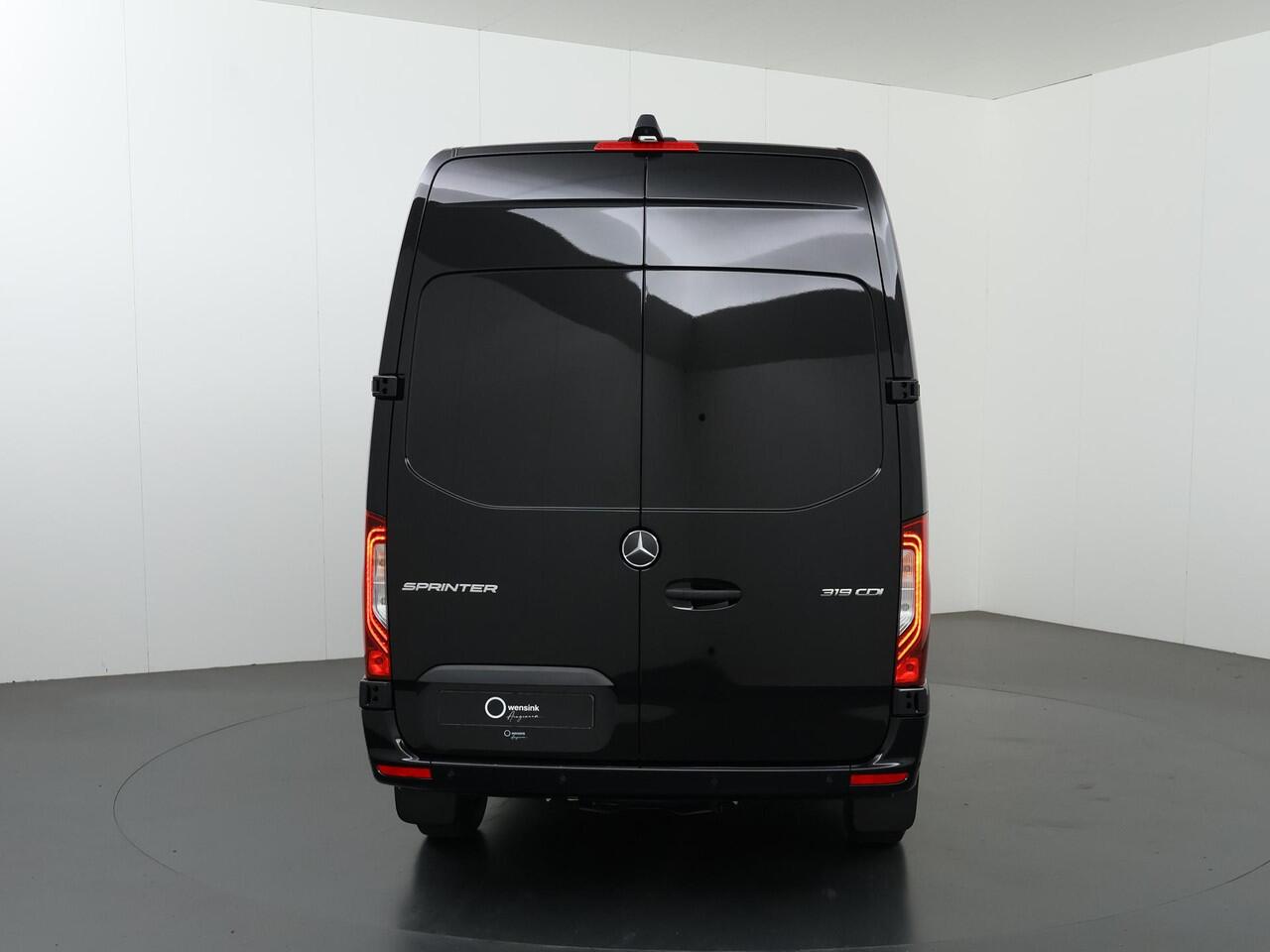 Mercedes-Benz SPRINTER 319 CDI L2 H2 Select | Dubbele Schuifdeur | Navigatie | Parkeerpakket met achteruitrijcamera | Smartphone integratie pakket | Distronic |