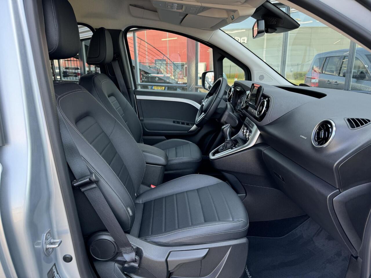 Mercedes-Benz T-klasse 180 Automaat (benzine) | dodehoek assistent | Lane assist | KeyLess Go| MBUX