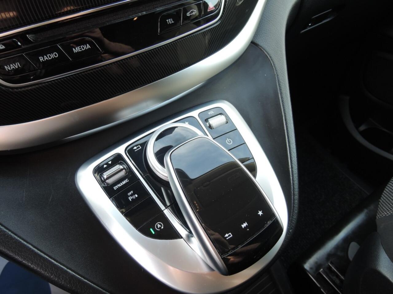 Mercedes-Benz V-KLASSE 220D LANG DC