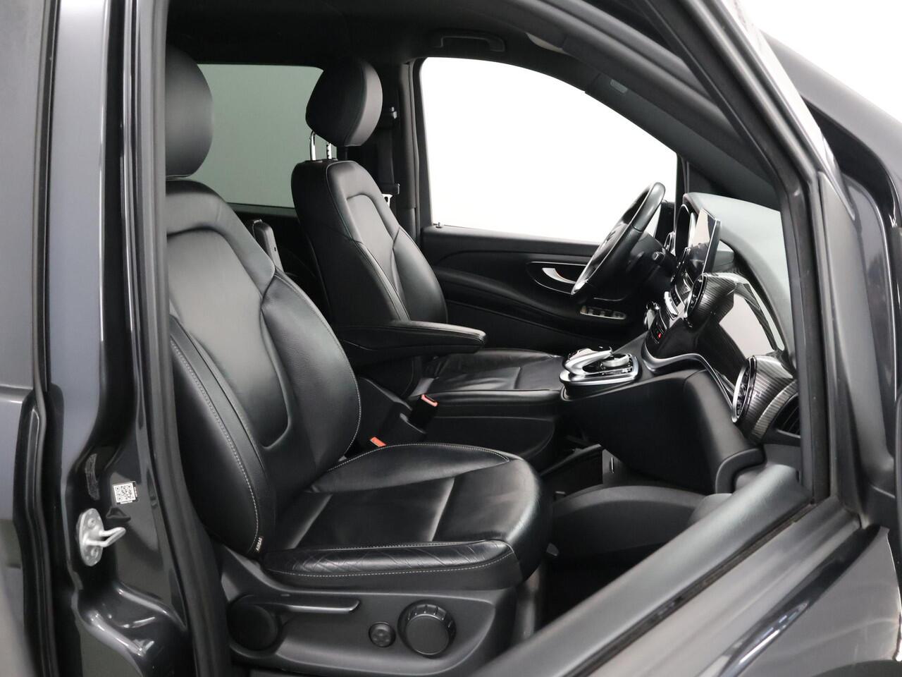 Mercedes-Benz V-KLASSE 300d | XL L3 | DC | AVANTGARDE | 360° CAMERA | BURMESTER | DISTRONIC PLUS | 19" WIELEN | LEDER | ELEKTRISCHE DEUREN | LED LAMPEN | COMMAND ONLINE | RIJASSISTENTIE PAKKET | TREKHAAK