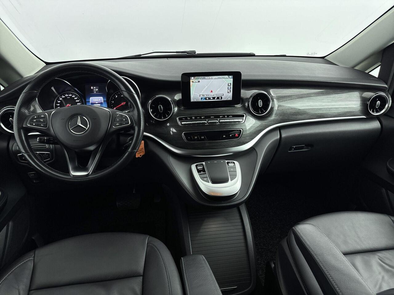 Mercedes-Benz V-KLASSE 250d Extra Lang DC 191PK | Trekhaak | Lederen Bekleding | Stoelverwarming | Achteruitrijcamera | Sidebars