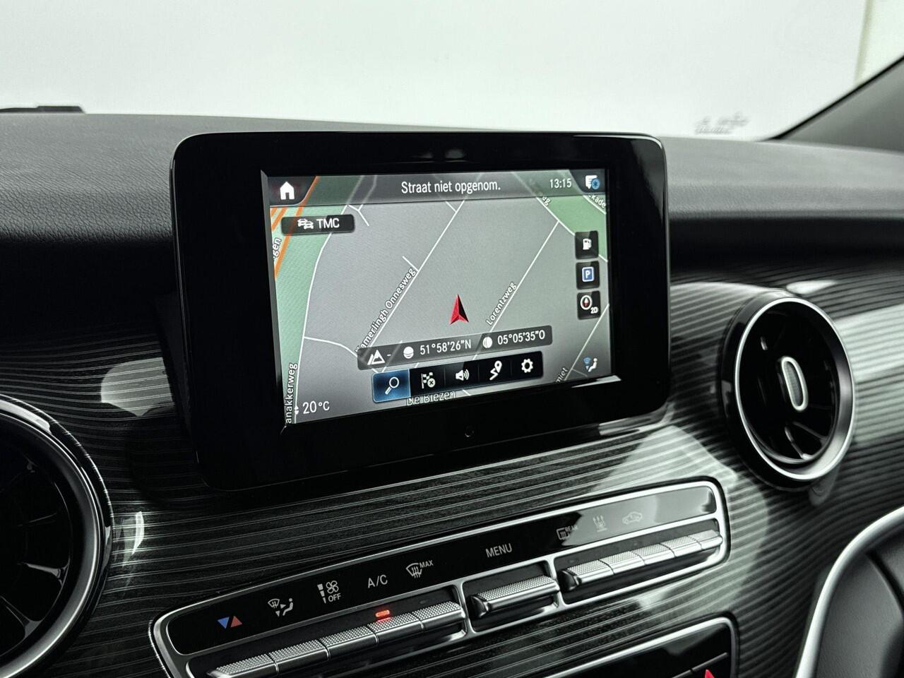 Mercedes-Benz V-KLASSE 250d Extra Lang DC 191PK | Trekhaak | Lederen Bekleding | Stoelverwarming | Achteruitrijcamera | Sidebars