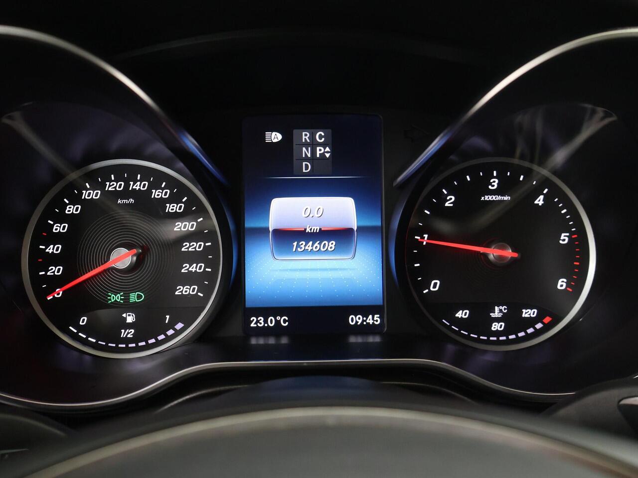 Mercedes-Benz V-KLASSE 300d | L2 Lang | Dubbele Cabine | Navigatie | Distronic Plus | LM Velgen | Sidebars | Certified