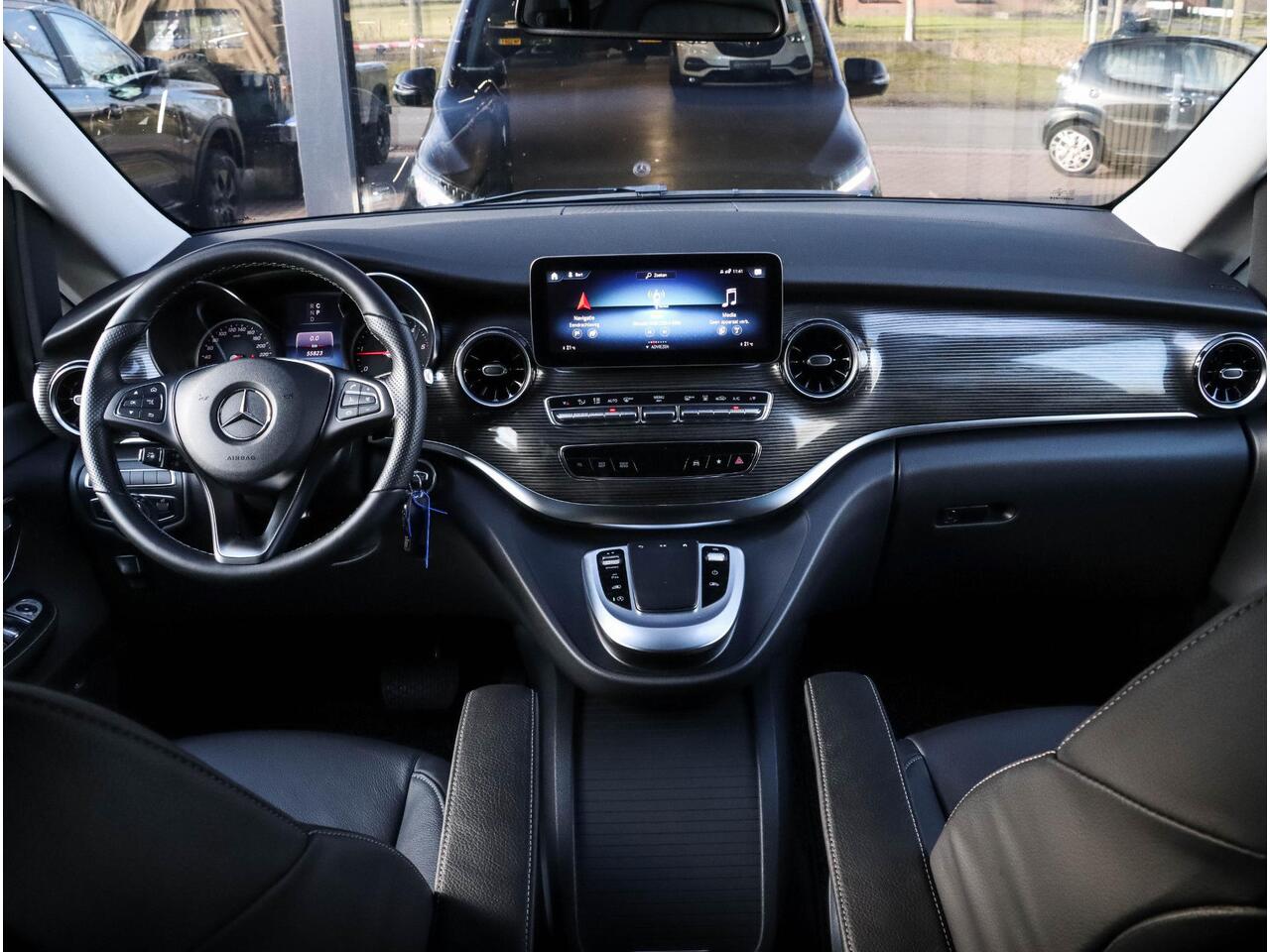 Mercedes-Benz V-KLASSE 300d Extra Lang DC 5p Burmester | 2x schuifdeur | Leder | 240PK