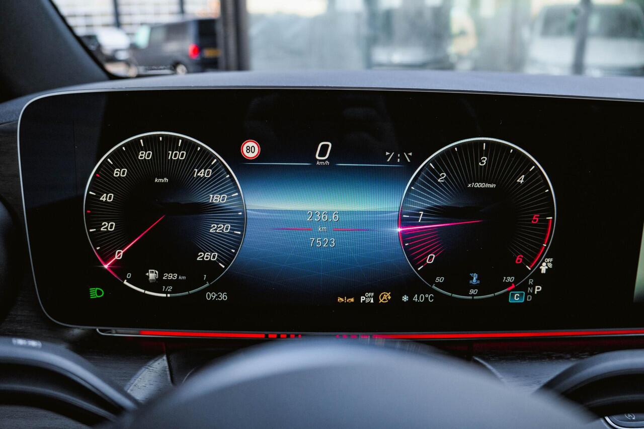 Mercedes-Benz V-KLASSE 300d Extra Lang L3 237PK Automaat DUB/CAB 360° Camera | Elektrische schuifdeuren | LEDER | LED | XXL |