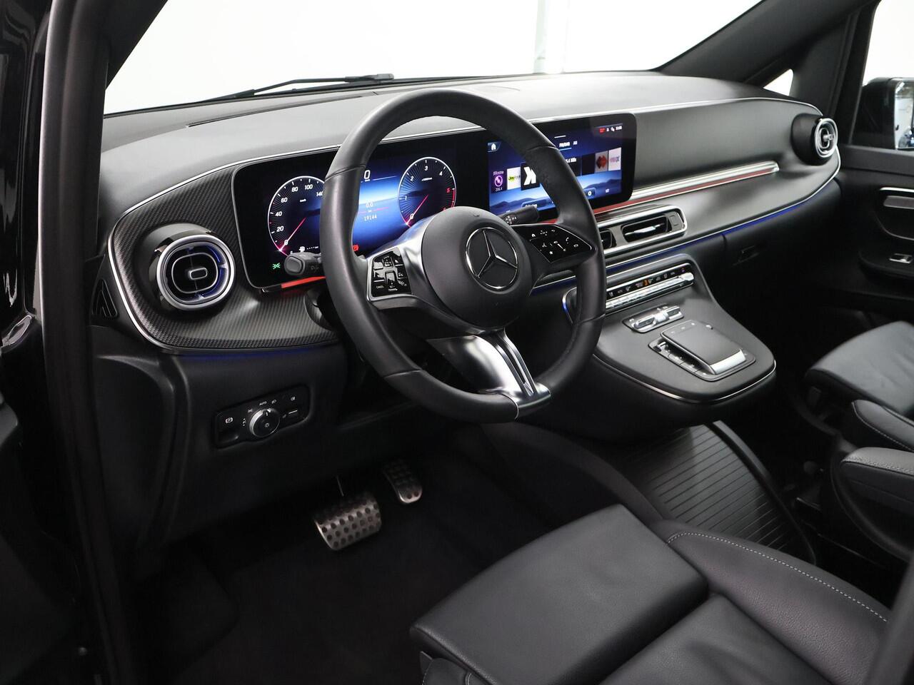 Mercedes-Benz V-KLASSE 300d | XL L3 | AMG | 4-MATIC | Dubbele Cabine | 360 CAMERA | DISTRONIC PLUS | LEDER ZWART "LUGANO" | ALARM | STOELVERWARMING | NAVIGATIE | CARPLAY | ANDROID AUTO | CLIMATE CONTROL | DAB+ | CERTIFIED