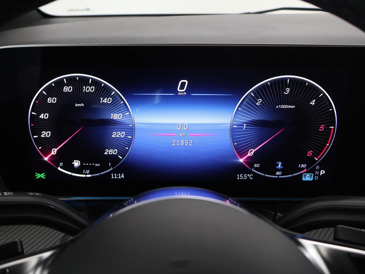 Mercedes-Benz V-KLASSE 300d XL L3 AMG 4-MATIC | DUBBEL CABINE | DISTRONIC PLUS | CLIMATE CONTROL | 360 CAMERA | NAVIGATIE | STOELVERWARMING | ALARM | DODEHOEKDETECTIE | CARPLAY / ANDROID AUTO | CERTIFIED