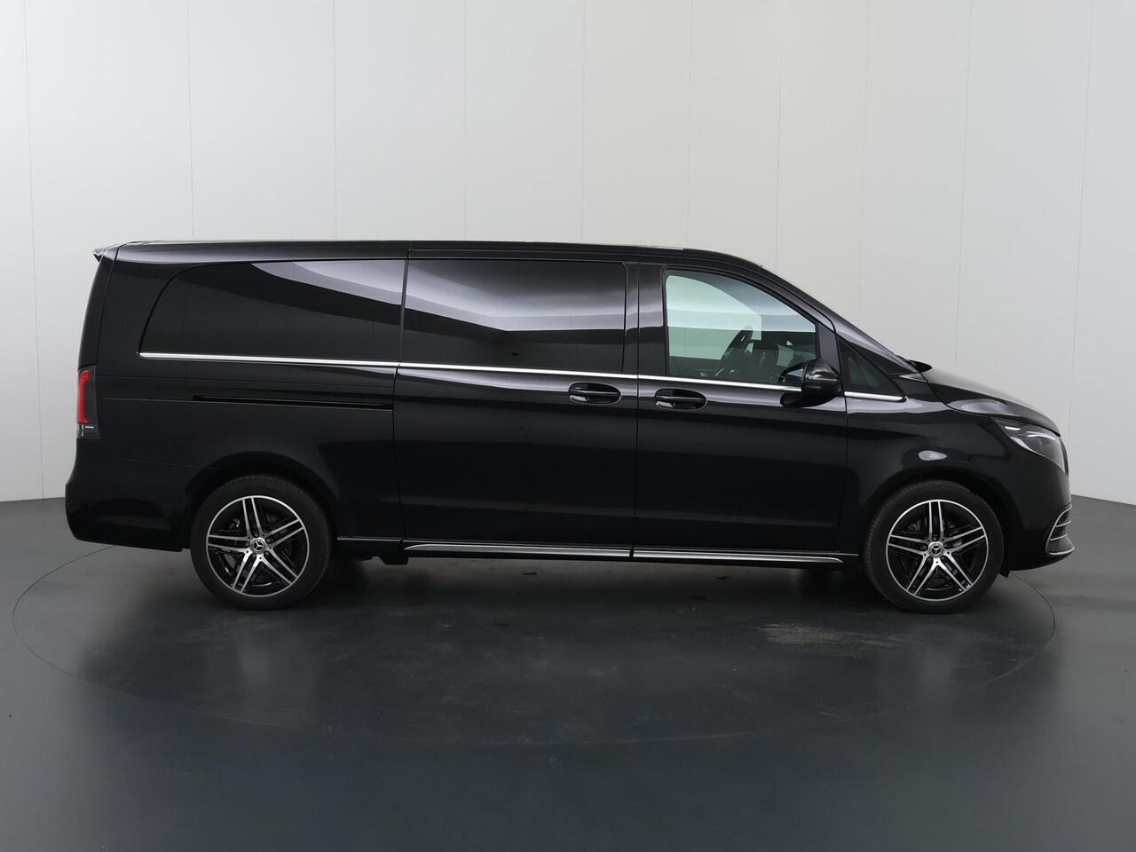 Mercedes-Benz V-KLASSE 300d | XL L3 | AMG | 4-MATIC | DUBBEL CABINE | DISTRONIC PLUS | CLIMATE CONTROL | 360 CAMERA | NAVIGATIE | STOELVERWARMING | ALARM | DODEHOEKDETECTIE | CARPLAY / ANDROID AUTO | CERTIFIED