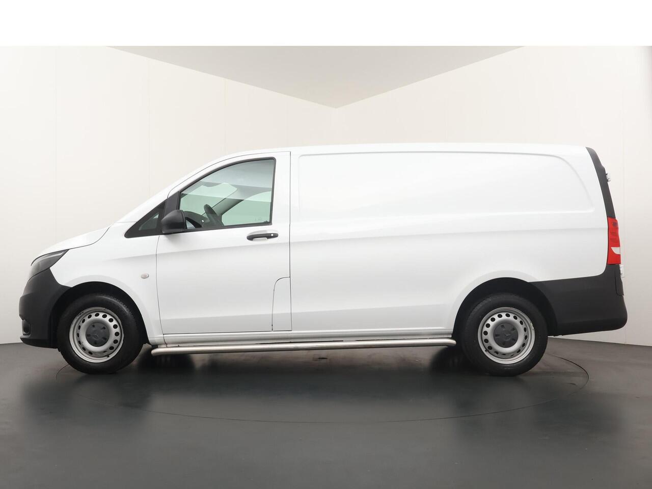 Mercedes-Benz VITO 111 CDI Functional Lang - Airco - Cruise Control - Bluetooth - Zijwand+vloerbetimmering