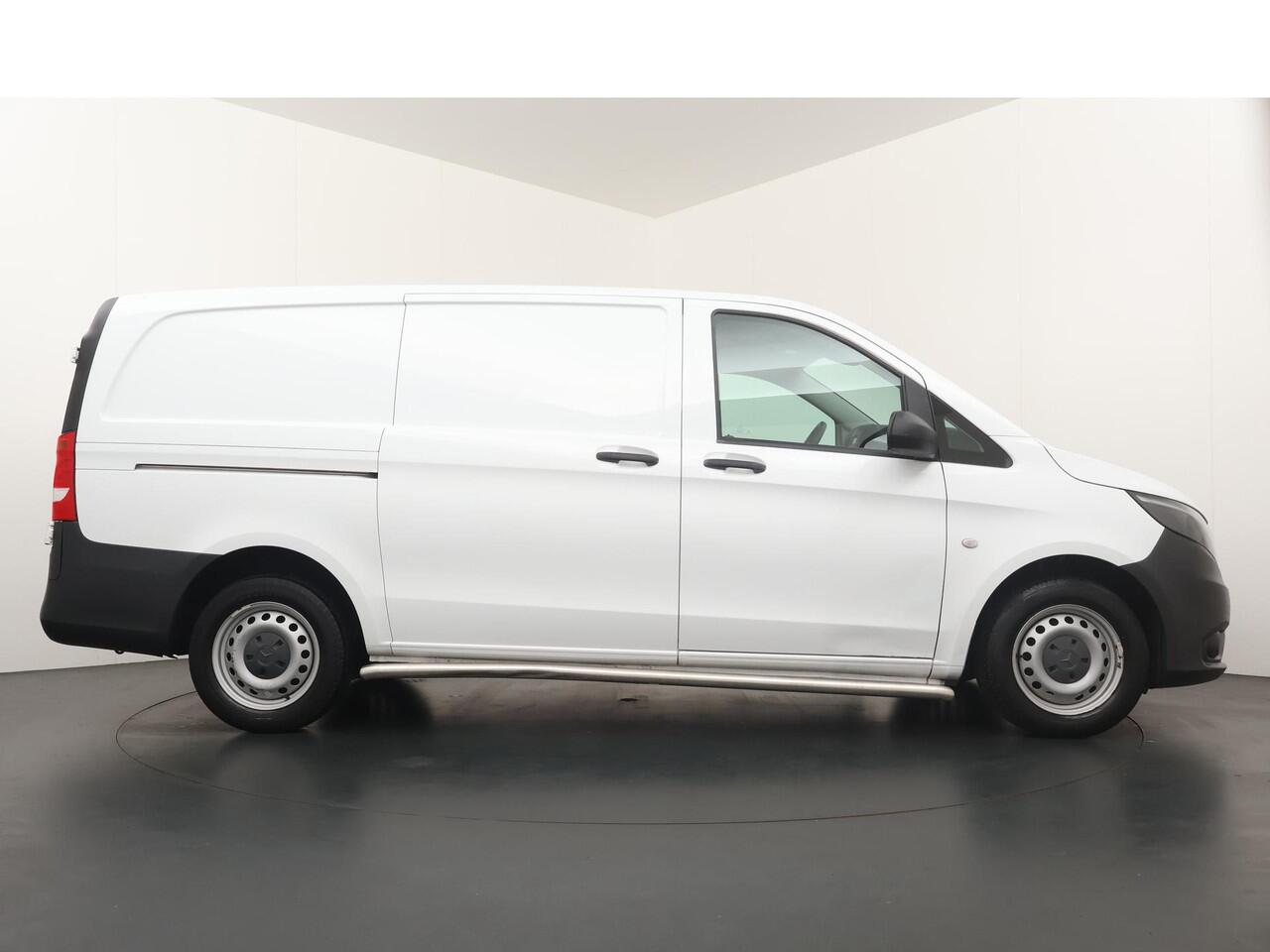 Mercedes-Benz VITO 111 CDI Functional Lang - Airco - Cruise Control - Bluetooth - Zijwand+vloerbetimmering