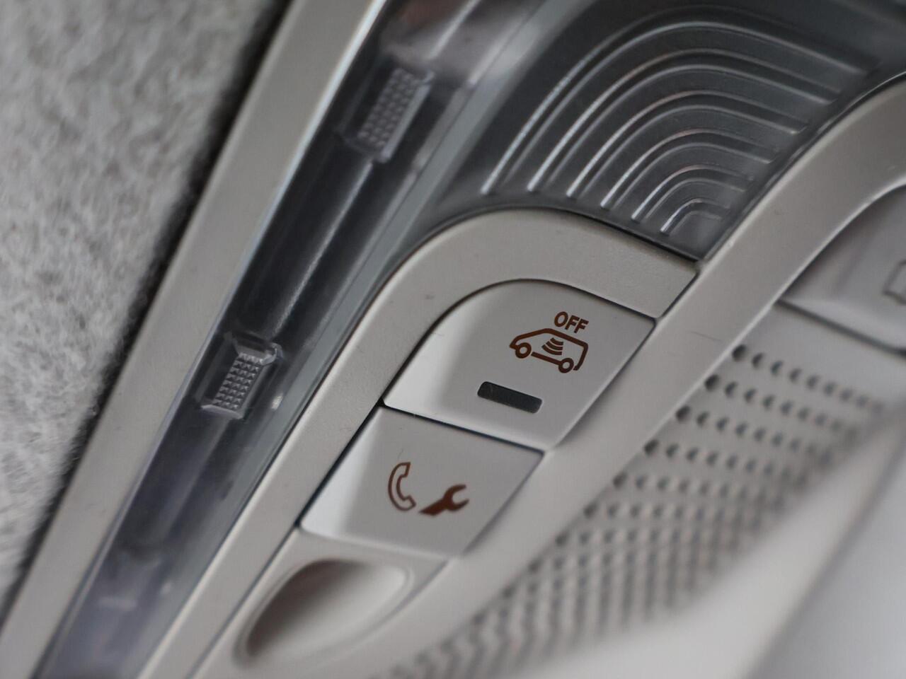 Mercedes-Benz VITO 119 CDI LANG AUT. 190 PK 2 SCHUIFDEUREN| LED | CAMERA | 2500 KG TREKHAAK | 18 INCH LMV