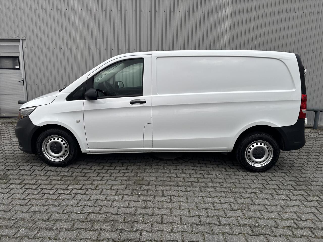 Mercedes-Benz VITO 111 CDI Functional*A/C*PDC*TEL*3PERSOONS*