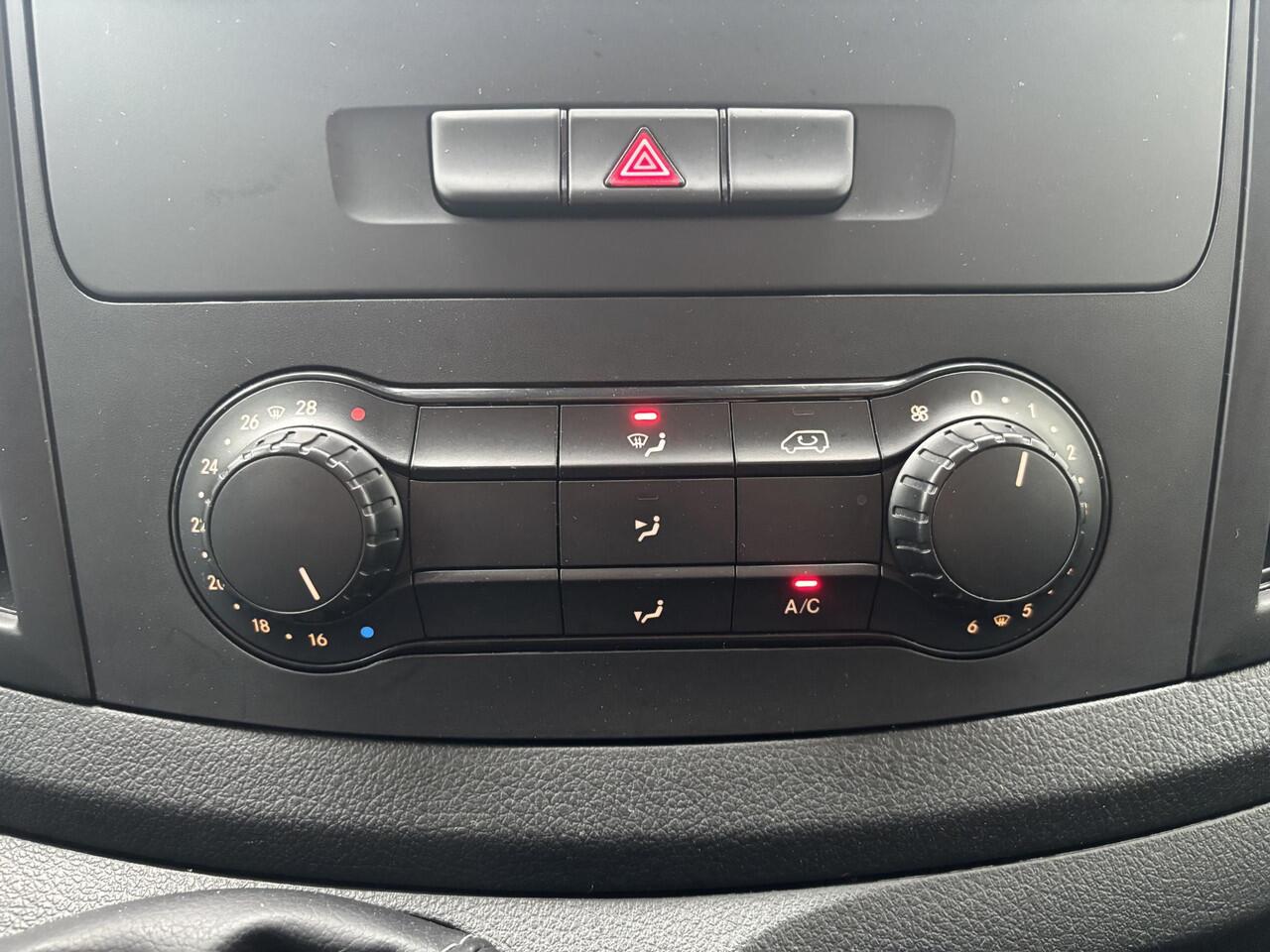 Mercedes-Benz VITO 111 CDI Functional*A/C*PDC*TEL*3PERSOONS*