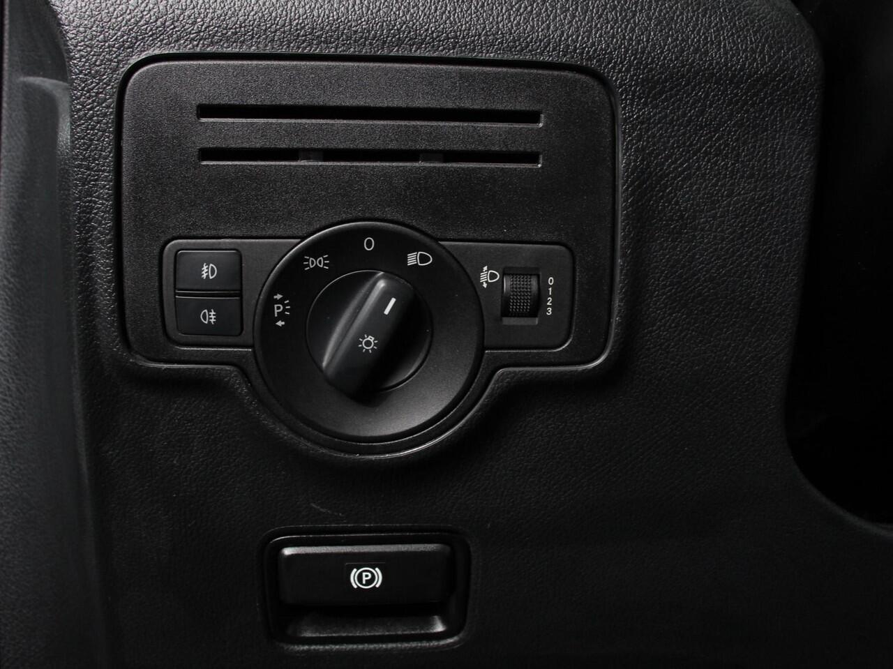 Mercedes-Benz VITO Tourer 114 CDI Automaat Pro Extra Lang | 8 persoons | Navigatie | Airco | Cruise Control