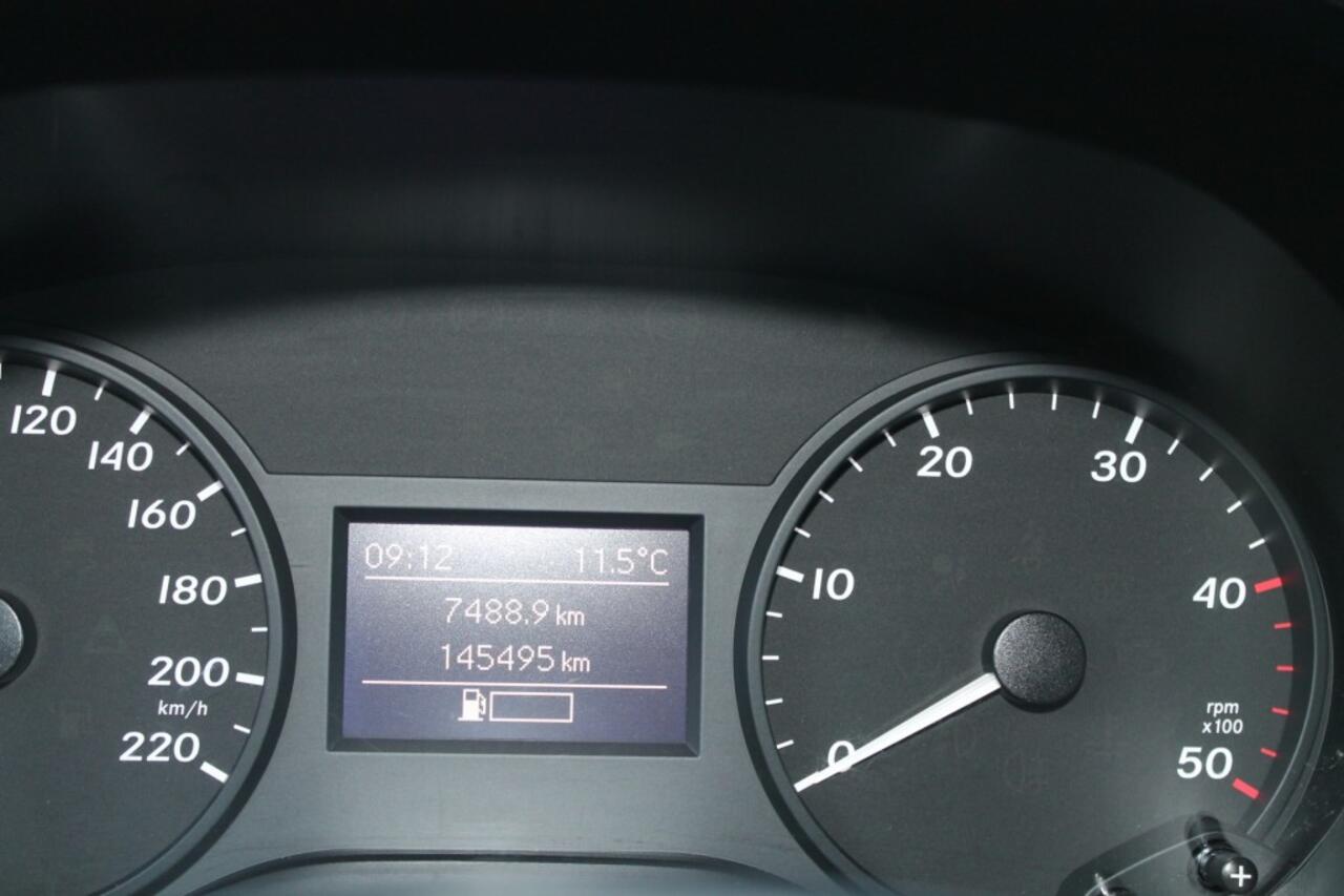 Mercedes-Benz VITO 114 CDI LANG DUBBEL CABINE 5 ZITS AIRCO NAVI TREKHAAK