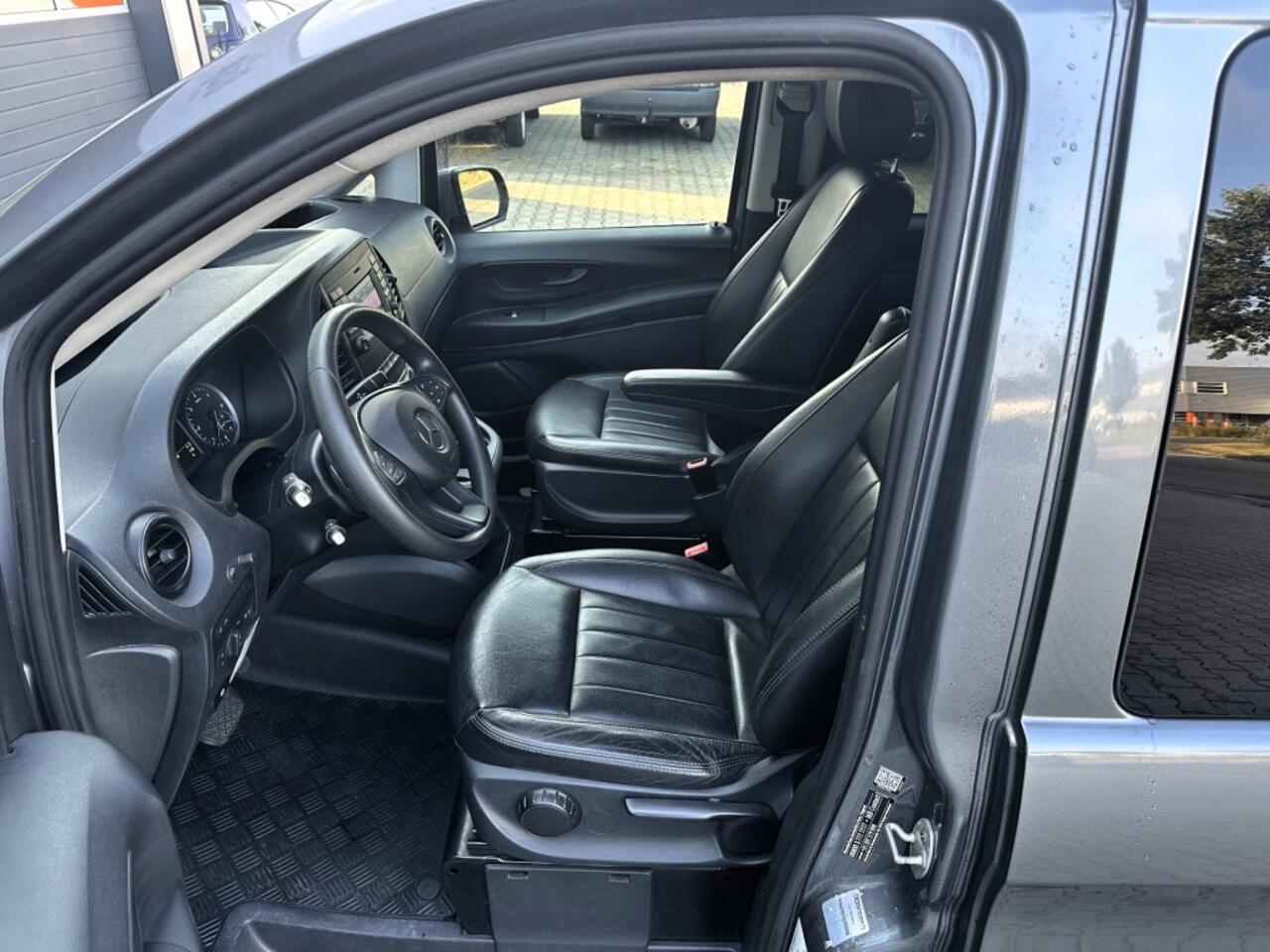 Mercedes-Benz VITO 116 CDI EXTRA LANG. DC / 4MATIC / Selenitgrau