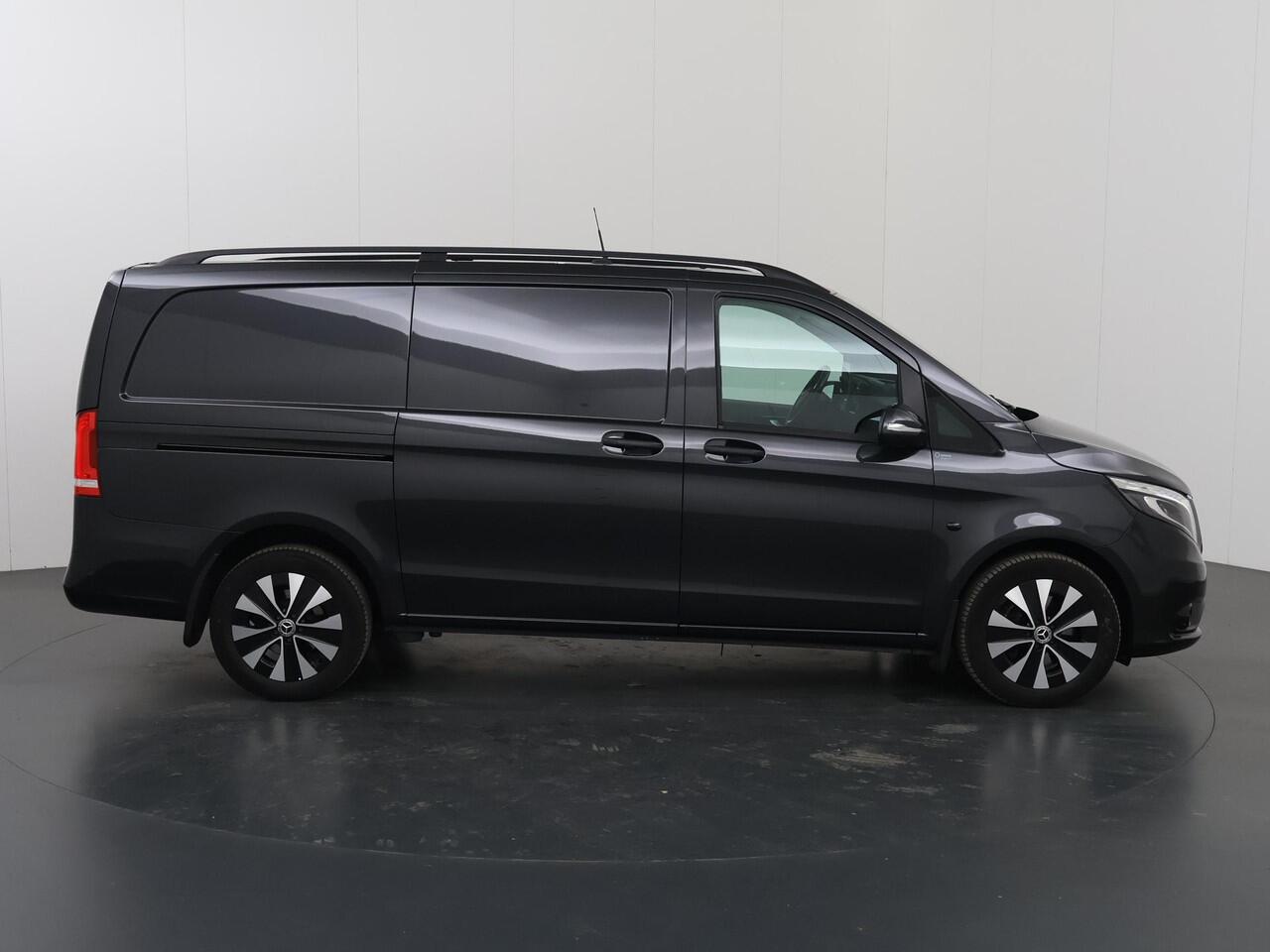 Mercedes-Benz VITO 119 CDI | Aut. | Lang L2 | Adaptive Cruise Control | Climate Control | Trekhaak | 2-zits | LED Koplampen | Schuifdeur L+R |