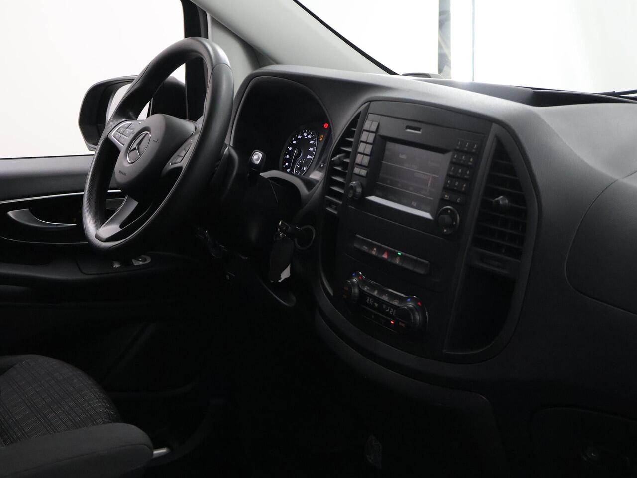 Mercedes-Benz VITO 114 CDI | Aut. | Lang L2 | Climate Control | Parkeercamera | Navigatie | Stoelverwarming | Cruise Control | 2-zits | 17.547 KM | NIEUWSTAAT |