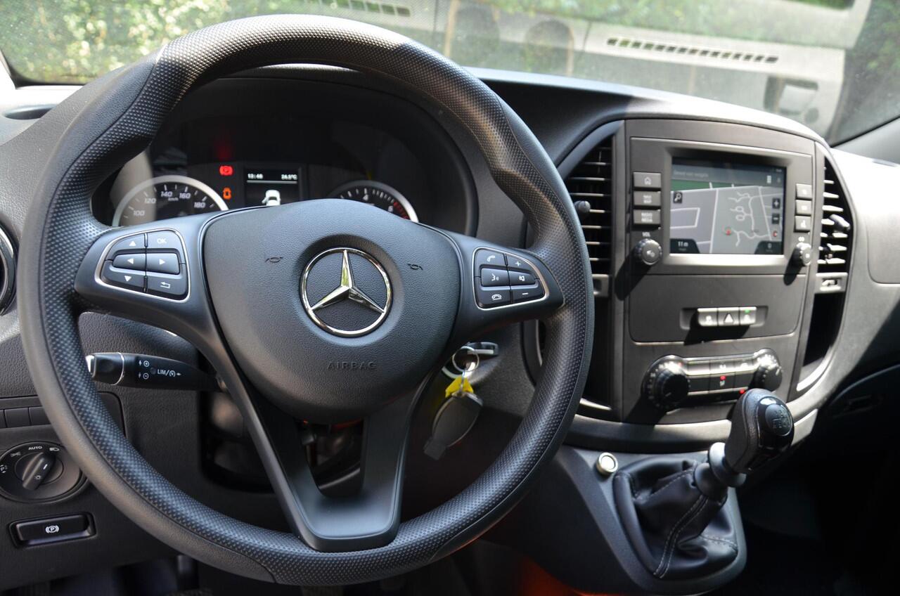 Mercedes-Benz VITO 116 CDI Lang Navi/Airco/Pdc/Cr-Controle/Trekhaak/Achteruitrijcamera/Achterdeuren