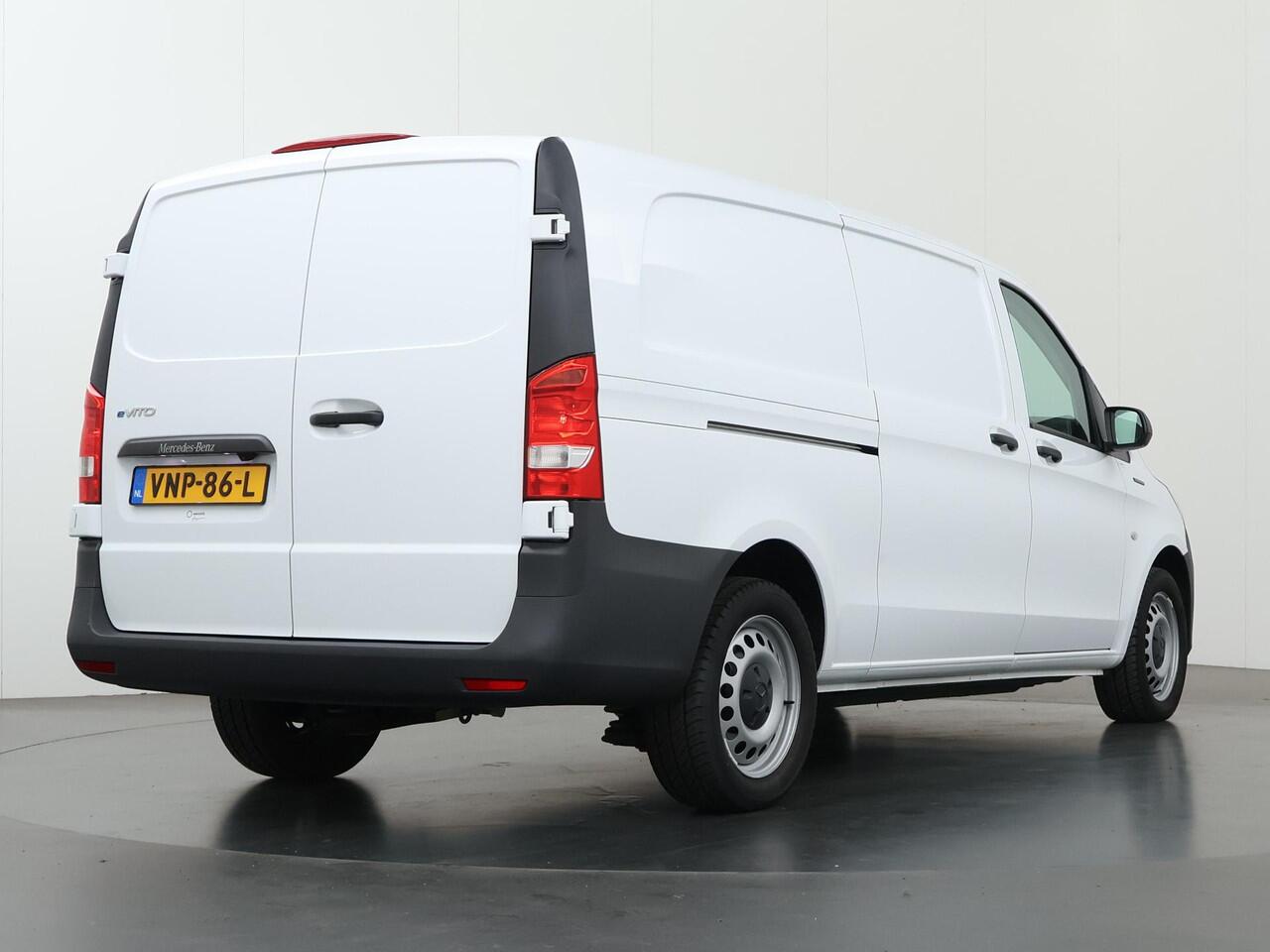 Mercedes-Benz VITO eVito 41 kWh | XL L3 | Stoelverwarming | Navigatiesysteem | Airco | Parkeercamera | Certified