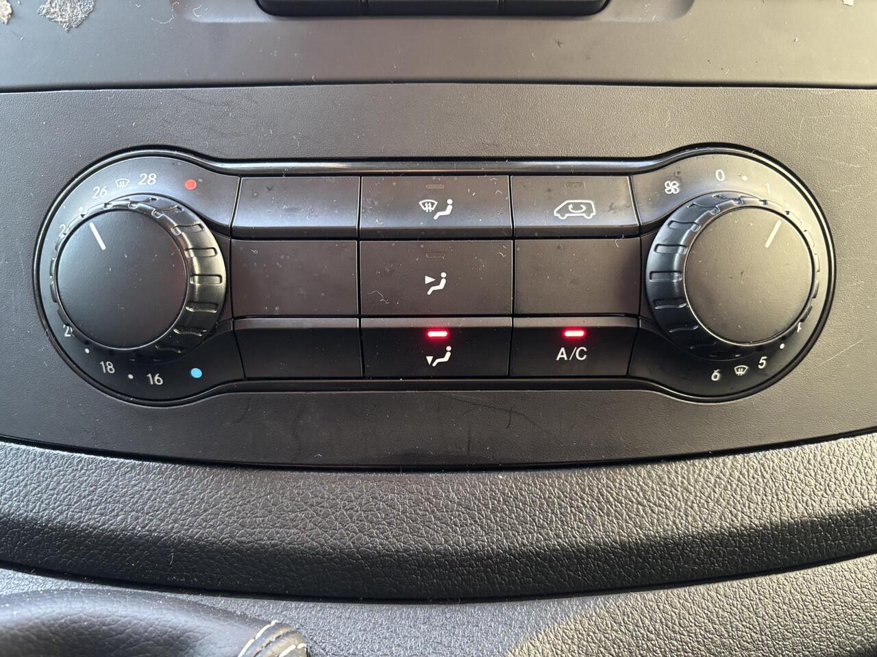 Mercedes-Benz VITO 110 CDI Lang*A/C*CRUISE*HAAK*CAMERA*TEL*IMPERIAAL*