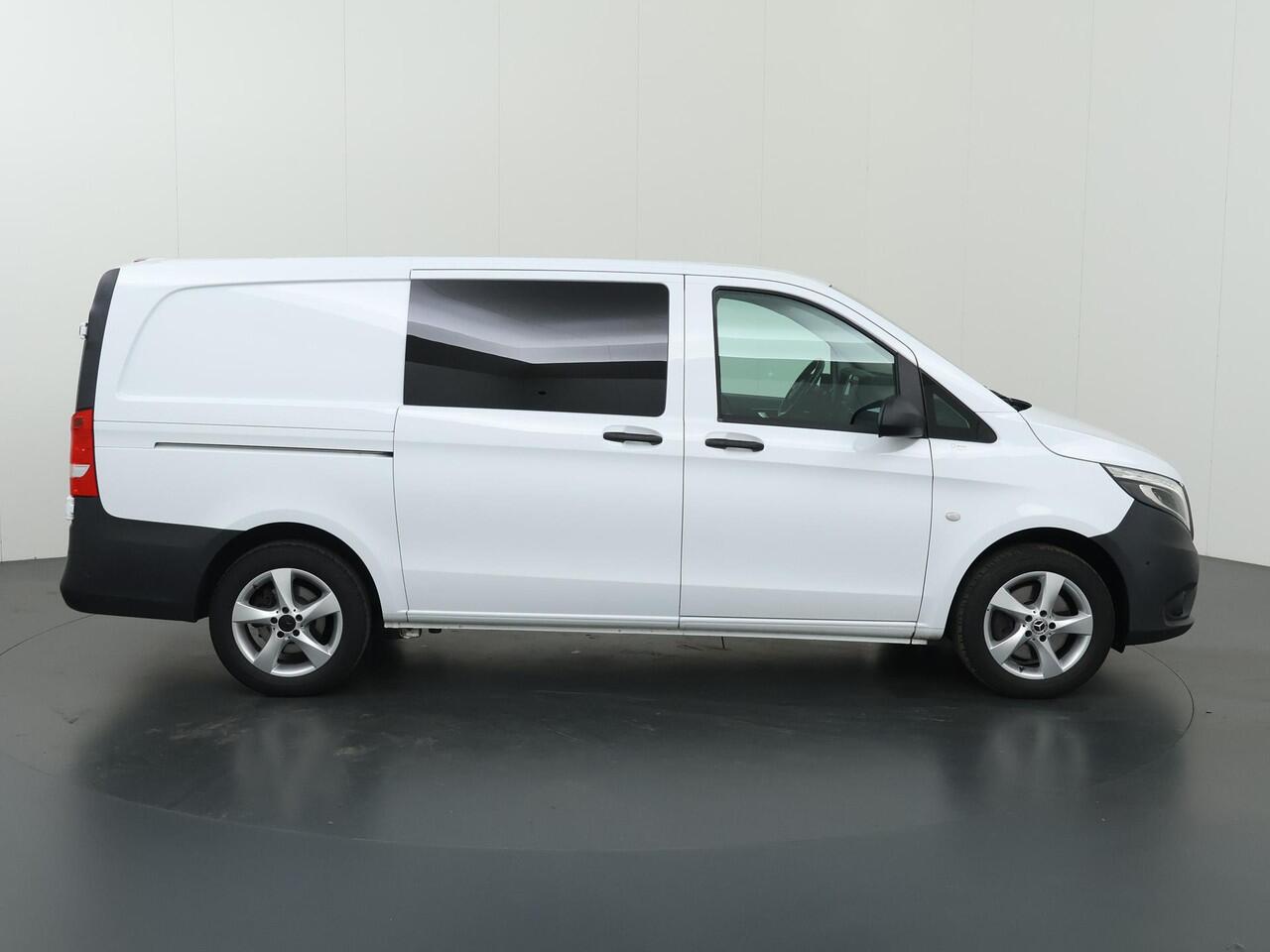 Mercedes-Benz VITO 119 CDI | Aut. | Lang L2 | 4X4 | Lederen Bekleding | Parkeercamera | 2-zits | LED Koplampen | Cruise Control | LM Velgen | Inrichting | Stoelverwarming | Certified