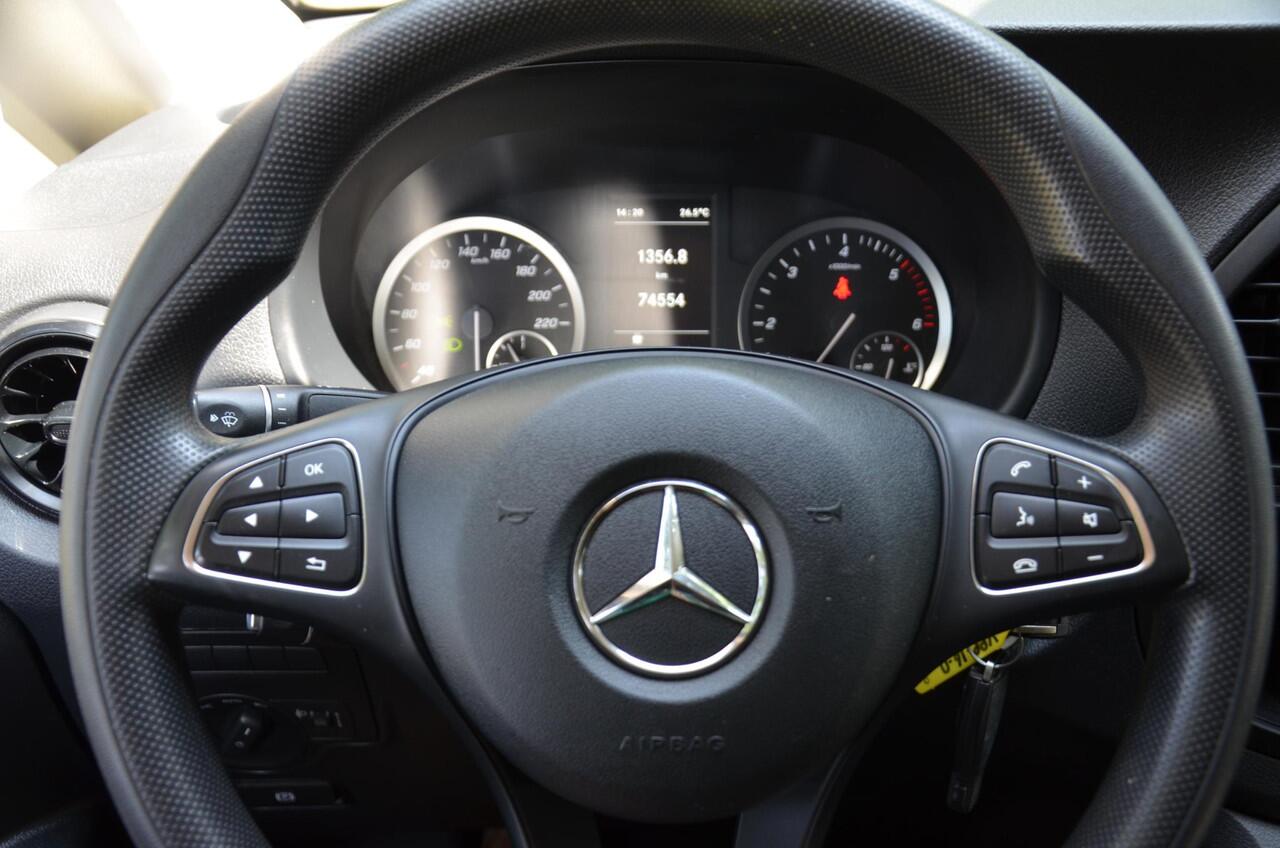 Mercedes-Benz VITO 116 CDI Lang Navi/Airco/Pdc/Cr-Controle/Trekhaak/Achteruitrijcamera/Achterdeuren