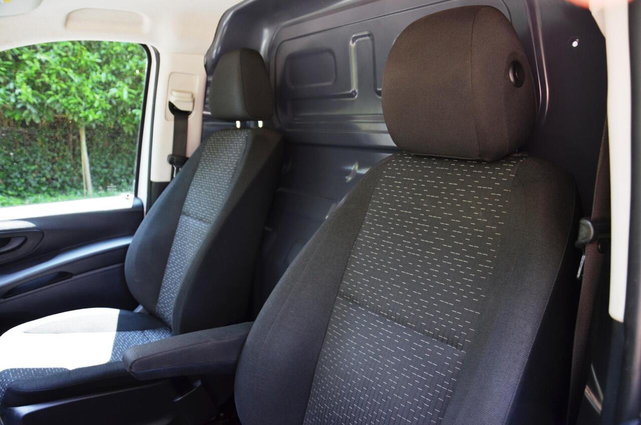 Mercedes-Benz VITO 116 CDI Lang Navi/Airco/Pdc/Cr-Controle/Trekhaak/Achteruitrijcamera/Achterdeuren