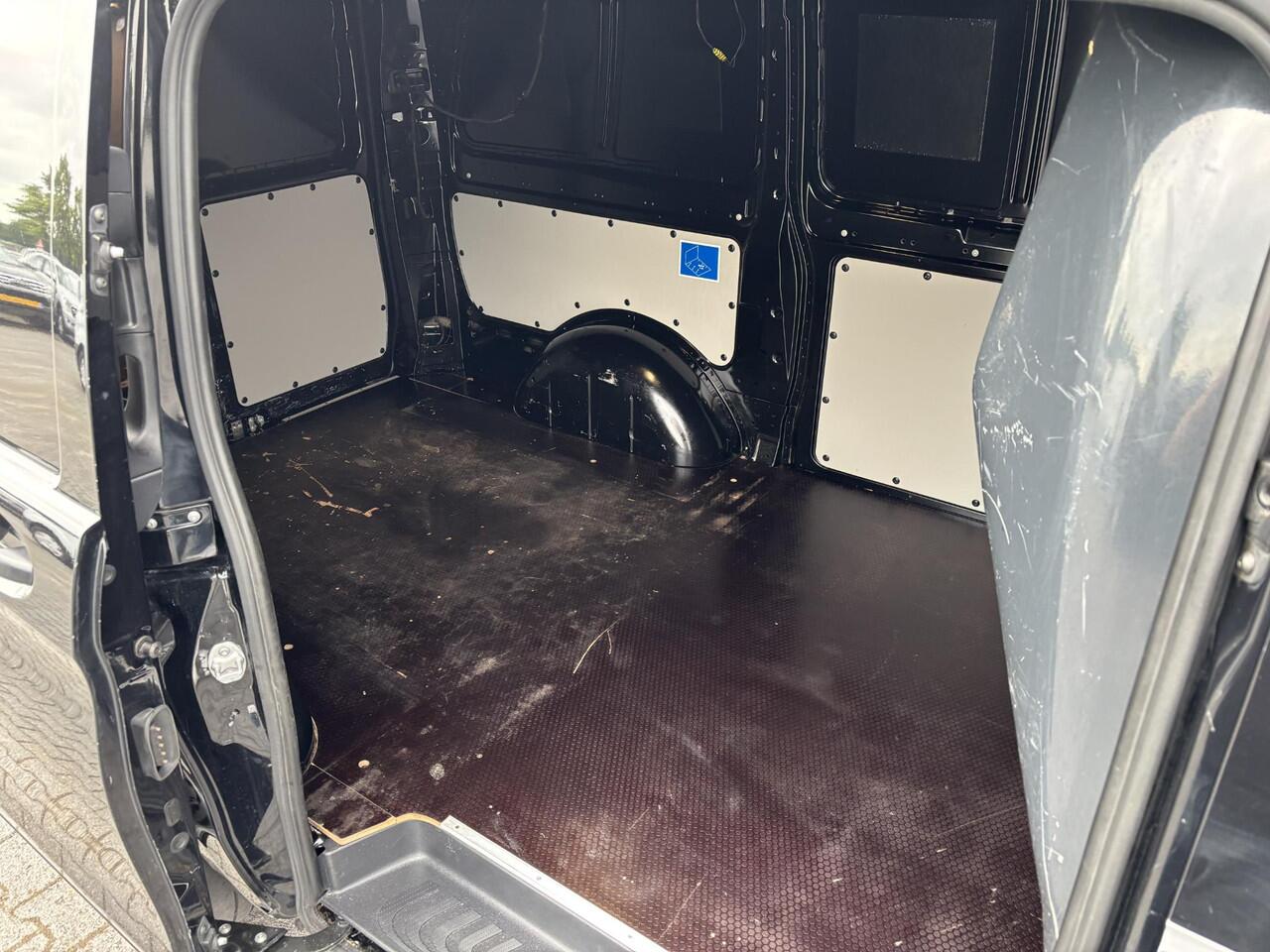 Mercedes-Benz VITO 114 CDI Lang*AUTOM*CRUISE*NAVI*CAM*TEL*HAAK*ECC*3P