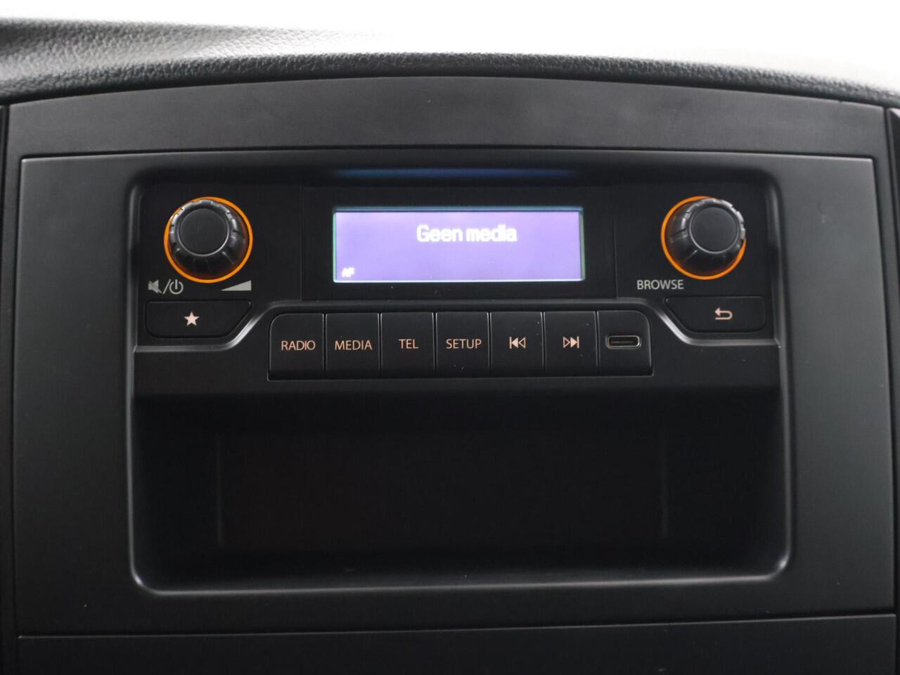 Mercedes-Benz VITO 110 CDI L1 | Airco | Bluetooth | Sidebars | Trekhaak | 3-zits | Certified