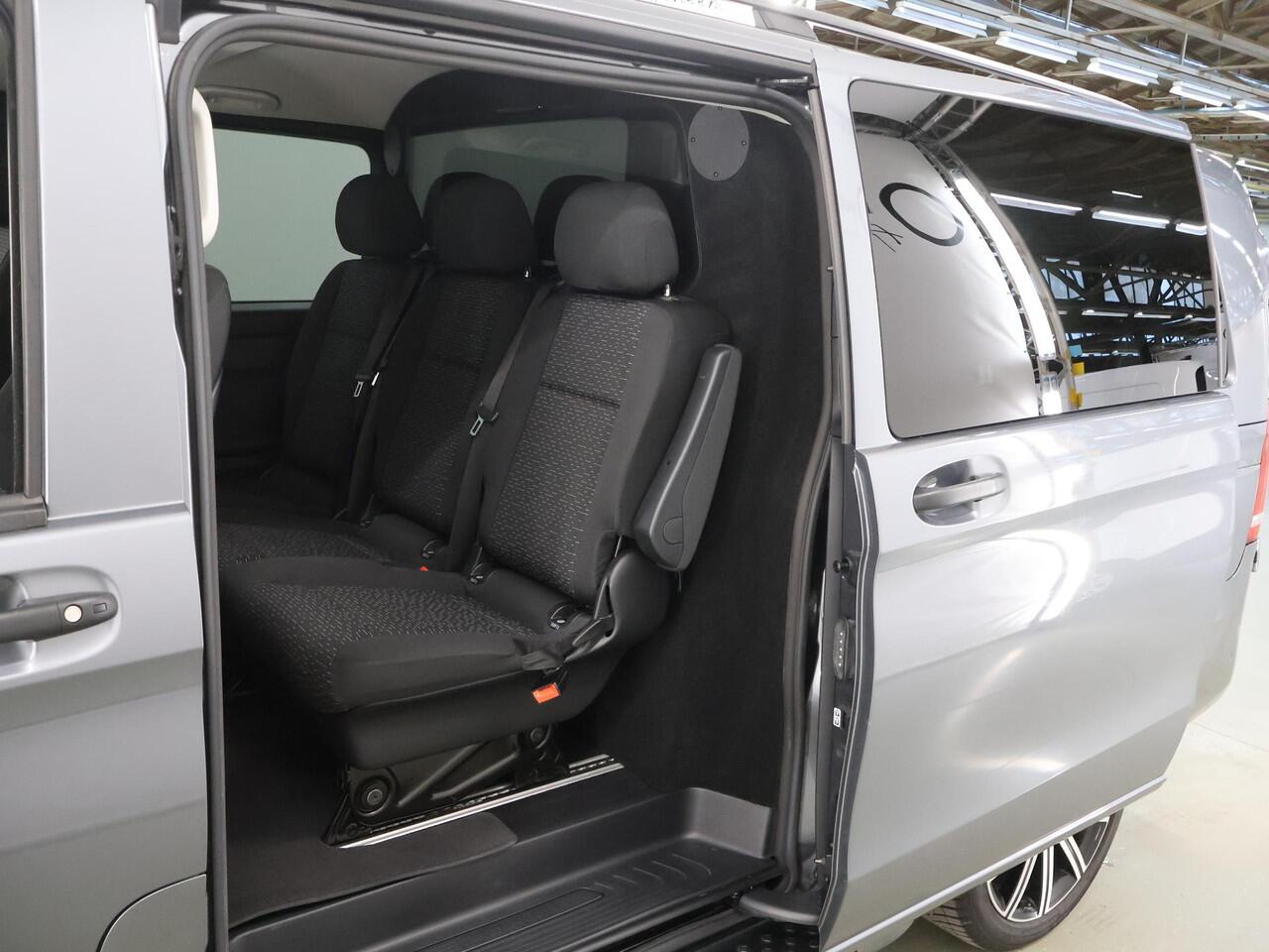 Mercedes-Benz VITO 124 CDI | Aut. | Dubbele Cabine | 237 PK | Schuifdeur L+R | 5-zits | Distronic Plus | Stoelverwarming | LM Velgen | Climate Control | Navigatie | Certified