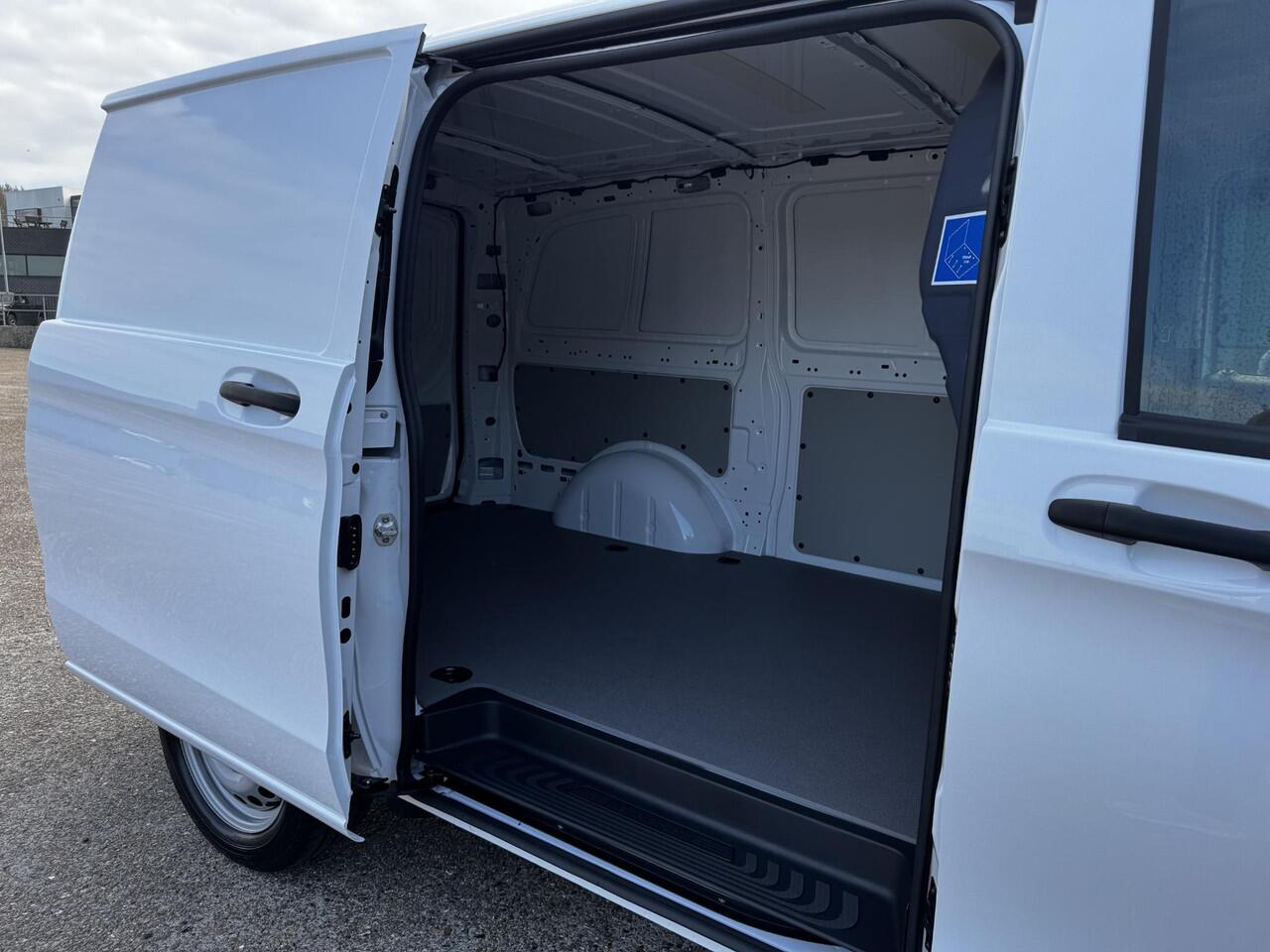 Mercedes-Benz VITO eVito Lang 66 kWh | 285km WLTP |