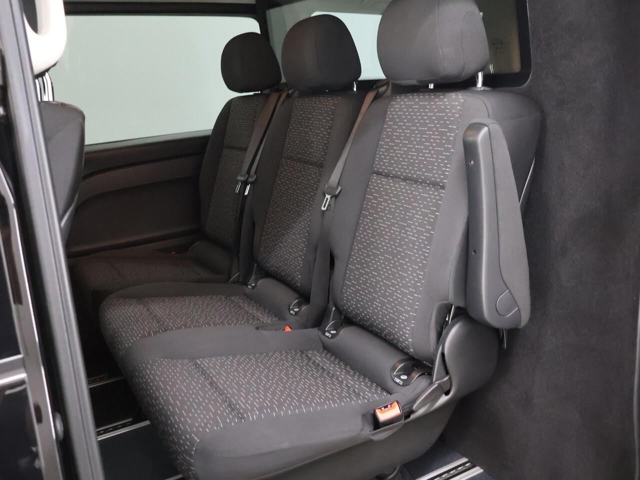 Mercedes-Benz VITO 119 CDI Aut. | 4X4 | Lang L2 | Dubbele Cabine | Schuifdeur L+R | LM Velgen | 5-zits | Airco | Navigatie | Stoelverwarming | Cruise Control | Parkeerpakket | Certified