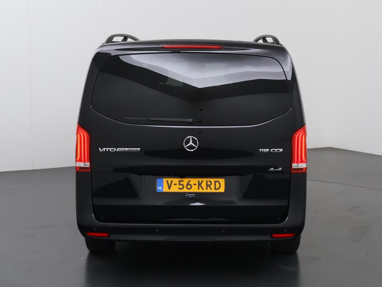 Mercedes-Benz VITO 119 CDI Aut. | 4X4 | Lang L2 | Dubbele Cabine | Schuifdeur L+R | LM Velgen | 5-zits | Airco | Navigatie | Stoelverwarming | Cruise Control | Parkeerpakket | Certified