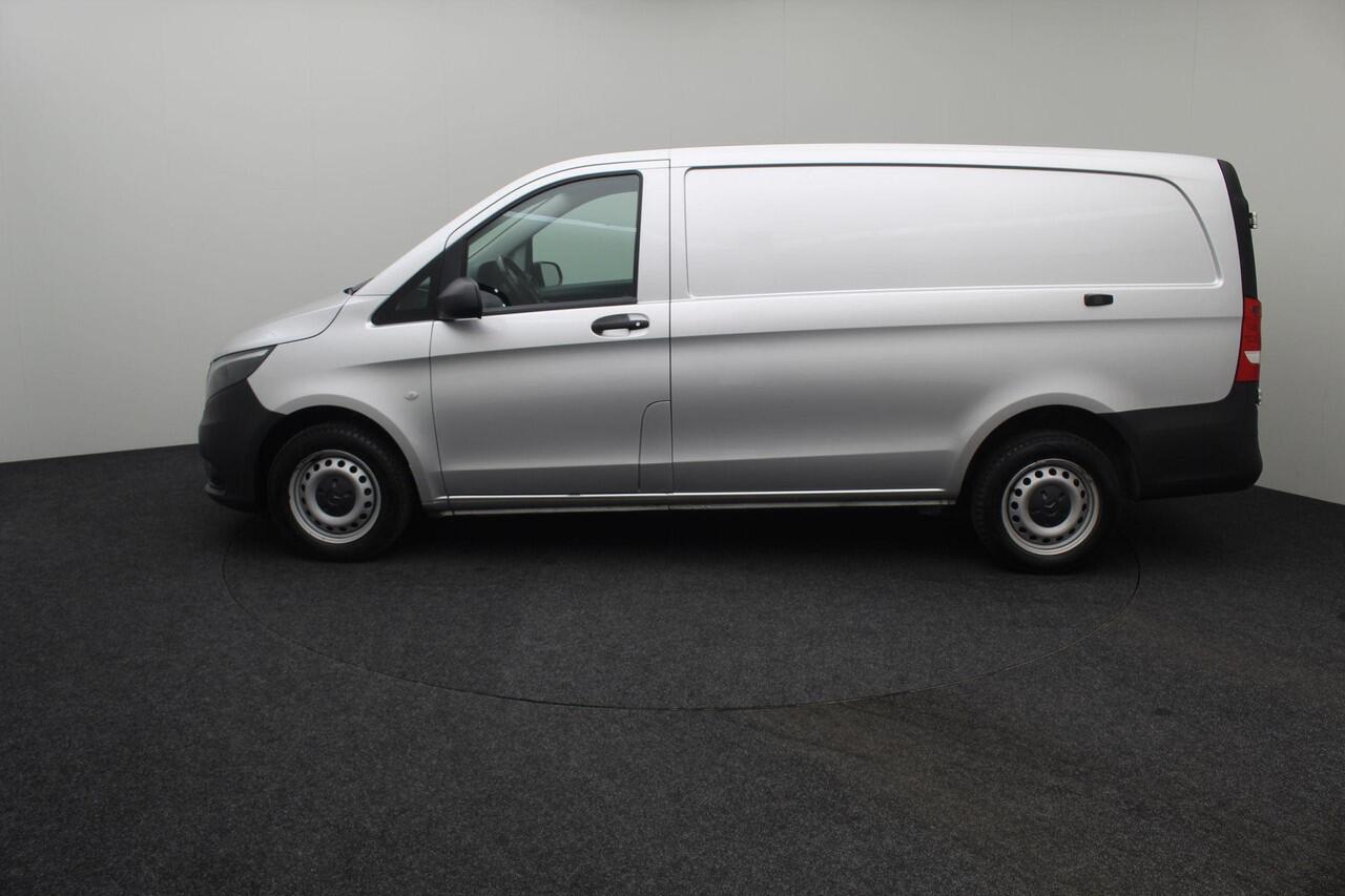 Mercedes-Benz VITO 116 CDI Lang 2023 Navigatie | Carplay | Camera | Bluetooth | Cruise control | PDC | Stoelverwarming | Lichtsensor |