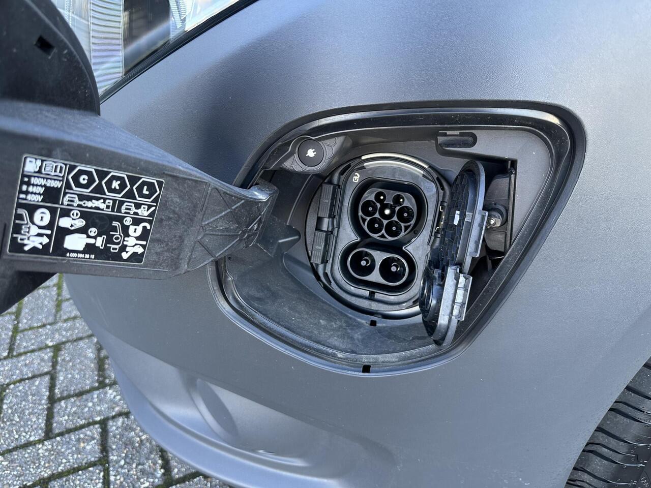 Mercedes-Benz VITO eVito 66 kWh L2 286km Wltp 100% Elektrisch