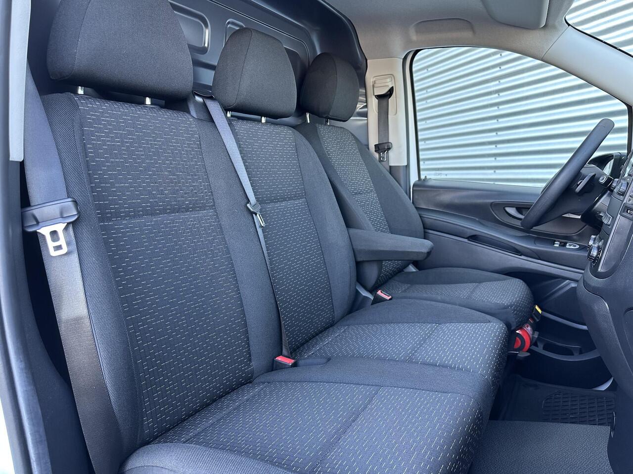 Mercedes-Benz VITO eVito 66 kWh L2 286km Wltp 100% Elektrisch