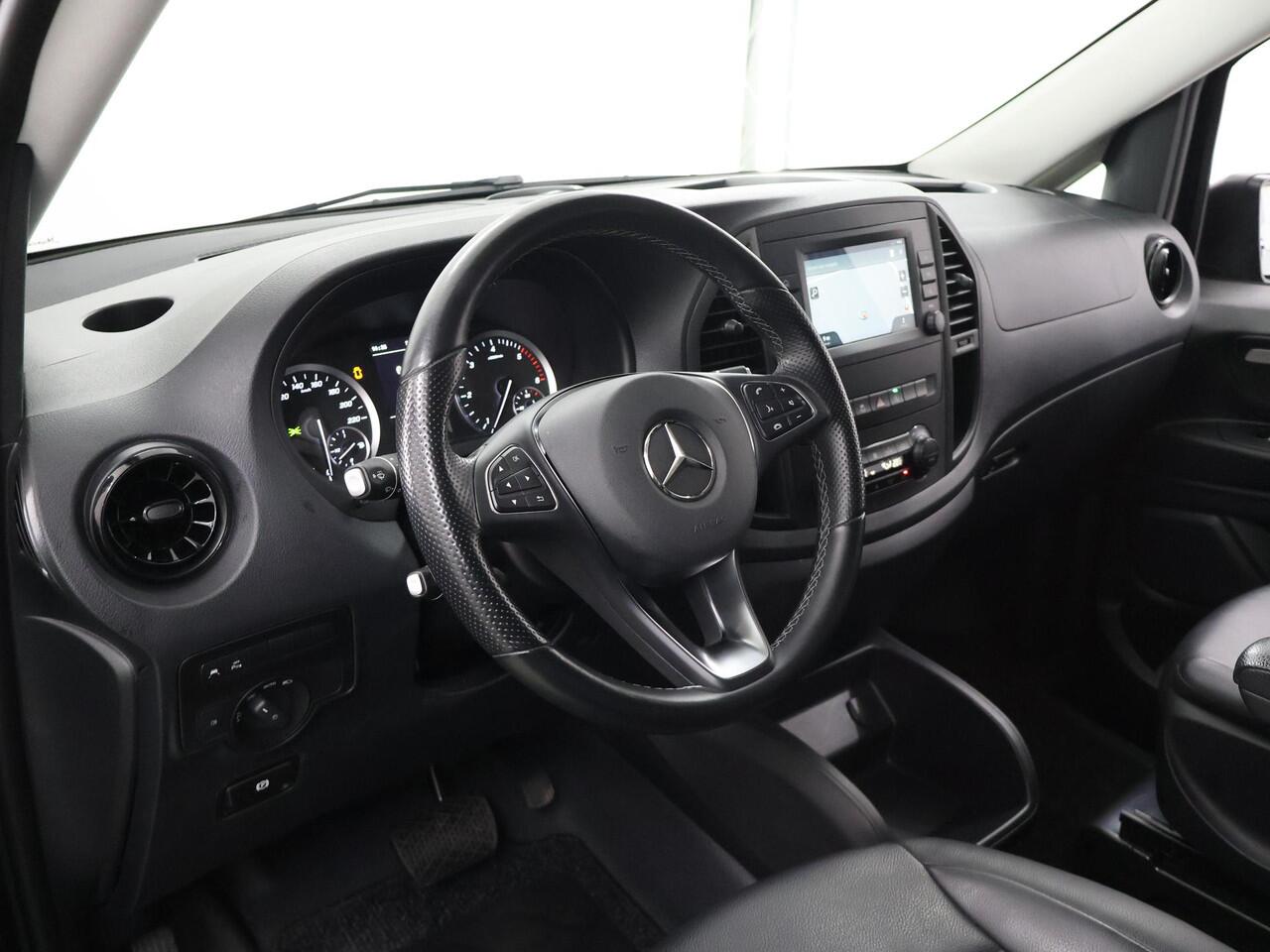 Mercedes-Benz VITO 124 CDI | Aut. | L3 XL | Dubbele Cabine | 237 PK | Navigatie | Bluetooth | Stoelverwarming | Cruise Control | Climate Control | 5-zits | Lederen Bekleding | 2500 KG. AHG | Certified