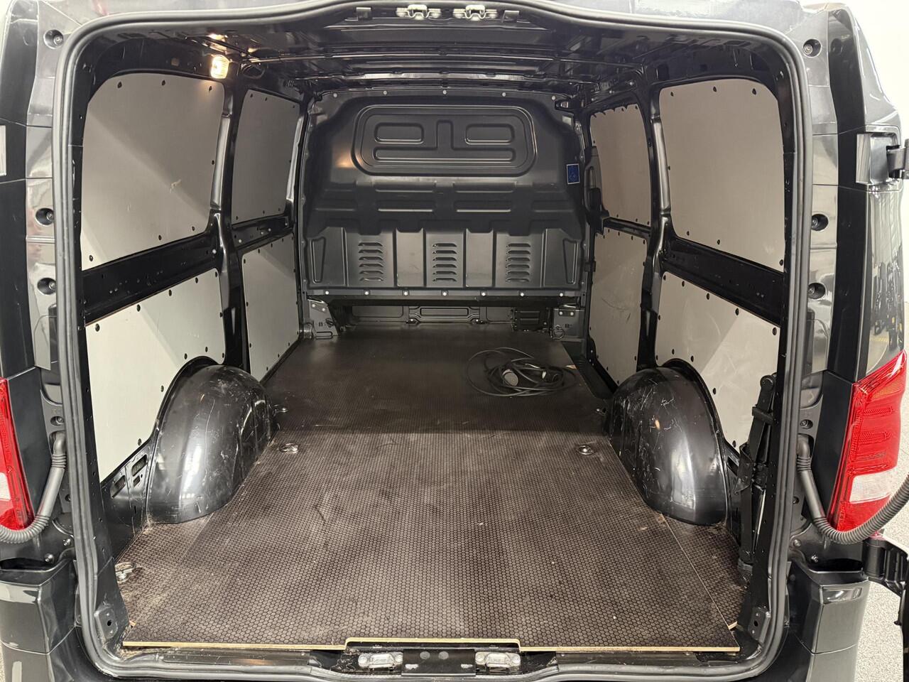 Mercedes-Benz VITO eVito Lang 66 kWh Airco Cruise Control Navi Stoelverwarming