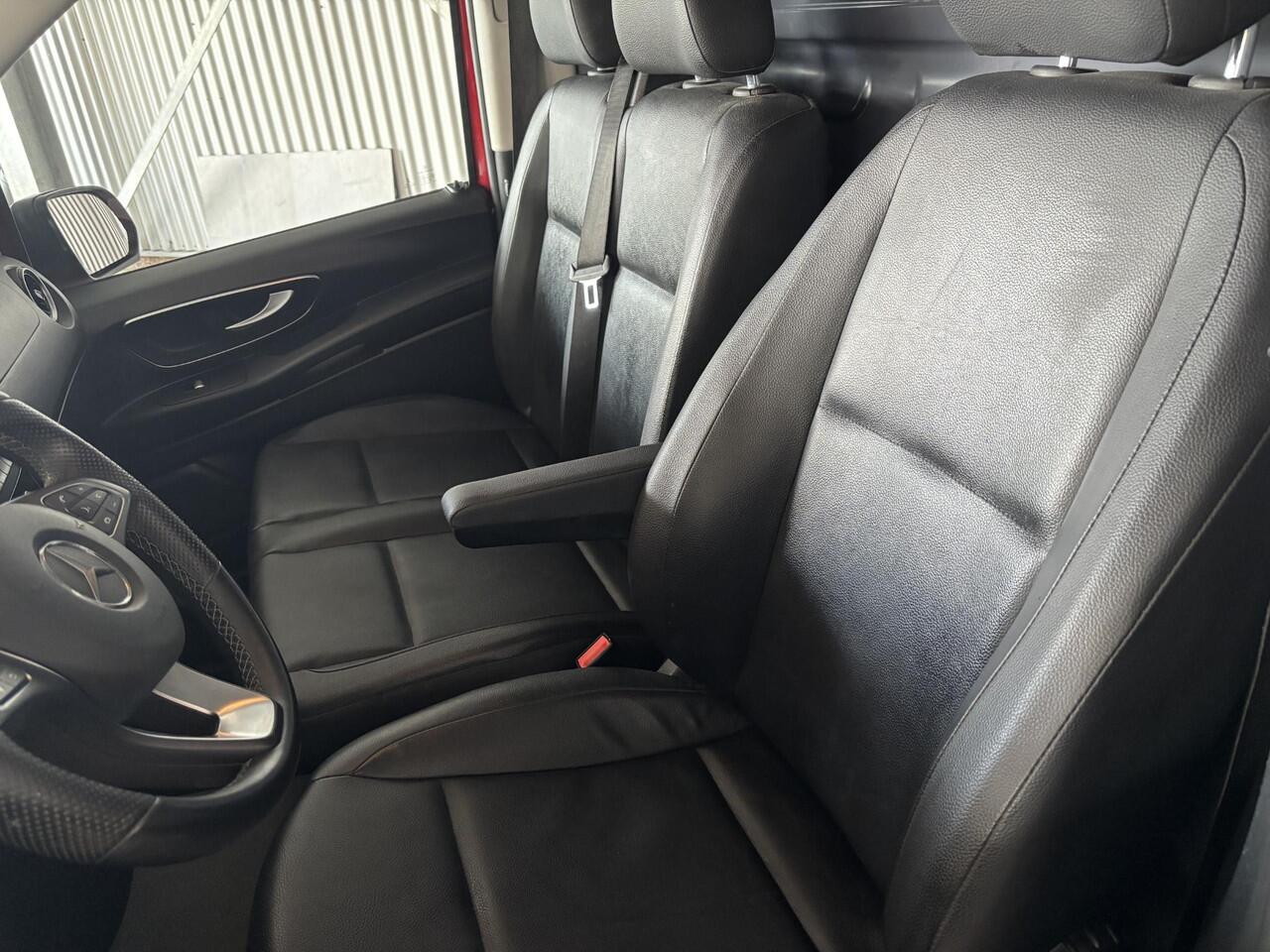 Mercedes-Benz VITO 116 CDI Lang AppleCarPlay, Treeplanken,Automaat, Slechts 42.913KM!