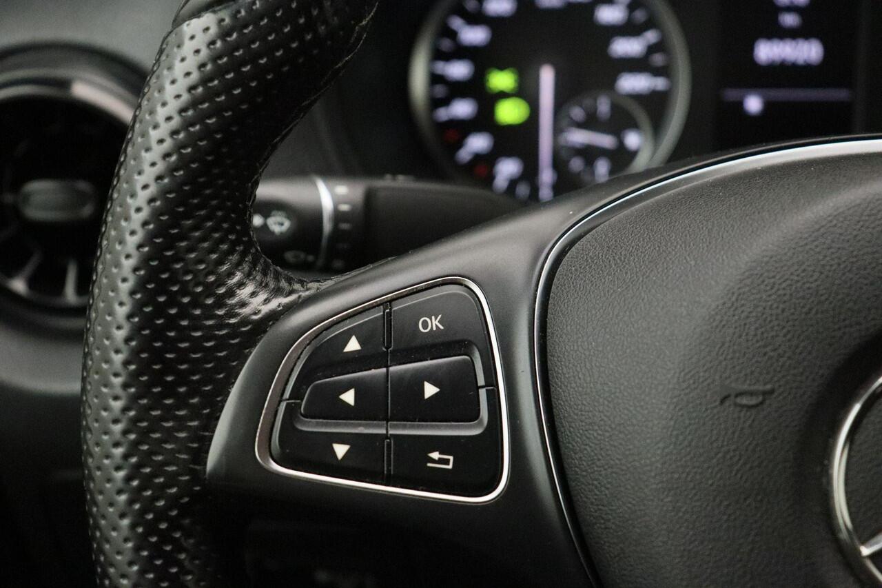 Mercedes-Benz VITO 116 CDI Lang 2023 Navigatie | Carplay | Camera | Bluetooth | Cruise control | PDC | Stoelverwarming | Lichtsensor |