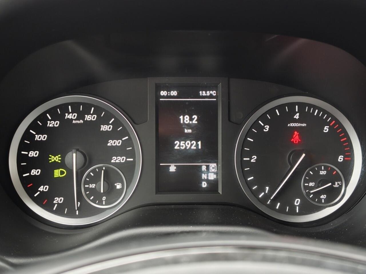 Mercedes-Benz VITO 114 CDI Extra Lang L3 | 3 zits | Trekhaak | Android Auto