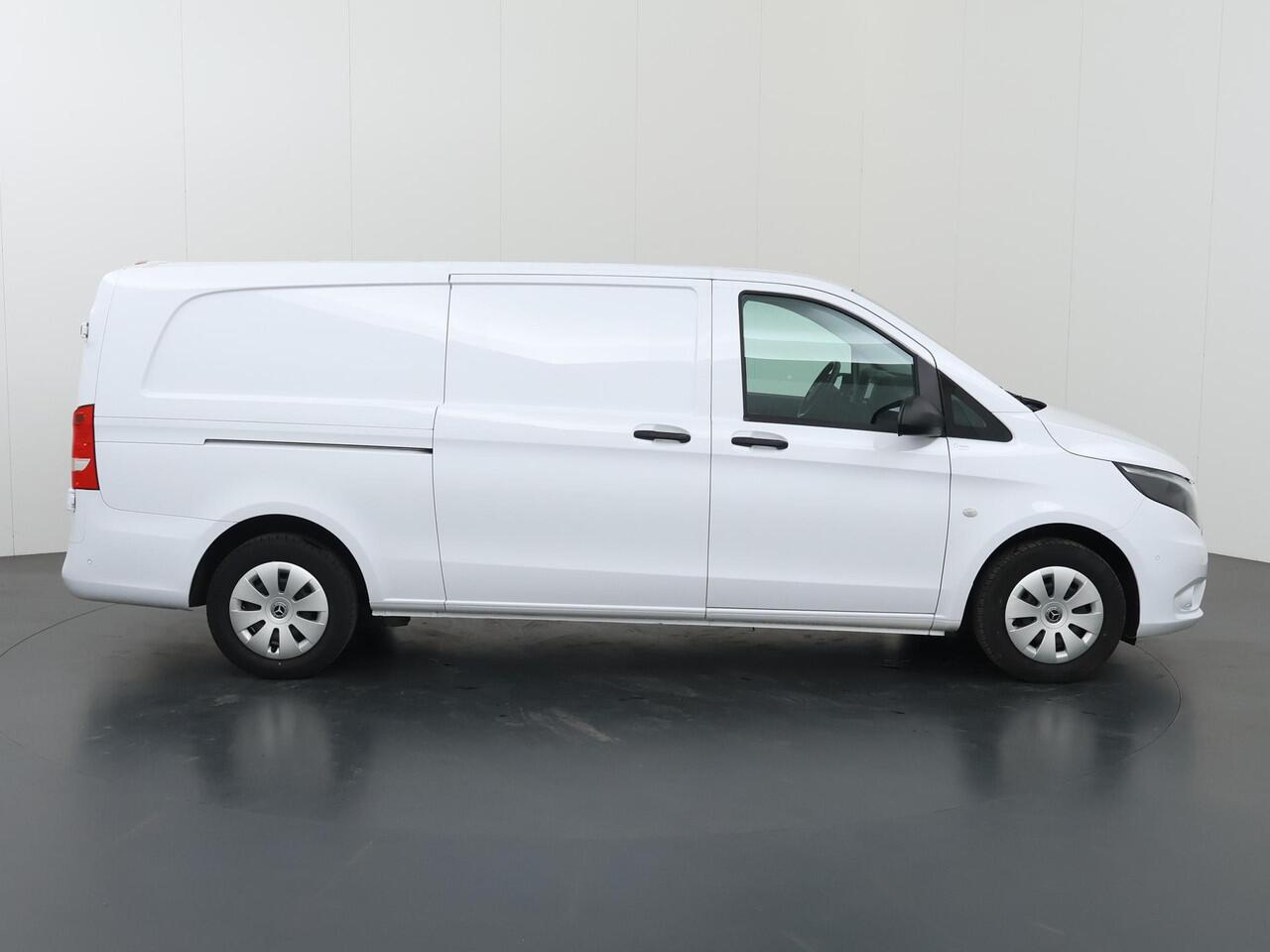 Mercedes-Benz VITO 114 CDI | AUT. | XL L3 | TREKHAAK | ACHTERDEUREN | 3-ZITS | PARKEERCAMERA | SPIEGELPAKKET | CRUISE CONTROL | CERTIFIED