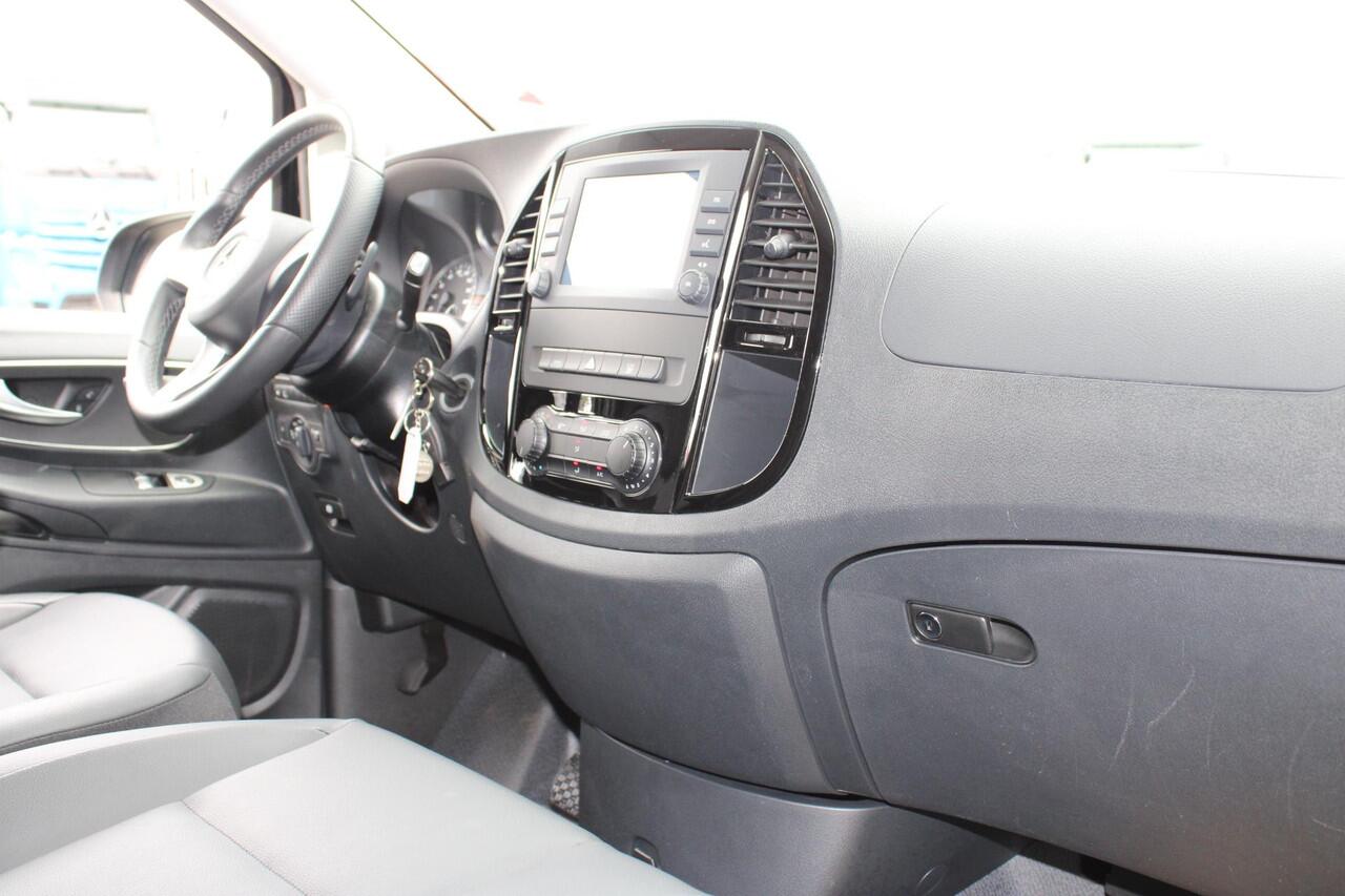 Mercedes-Benz VITO eVito L2 Bestelwagen Carplay Leer Pdc 60kWh 286km wltp