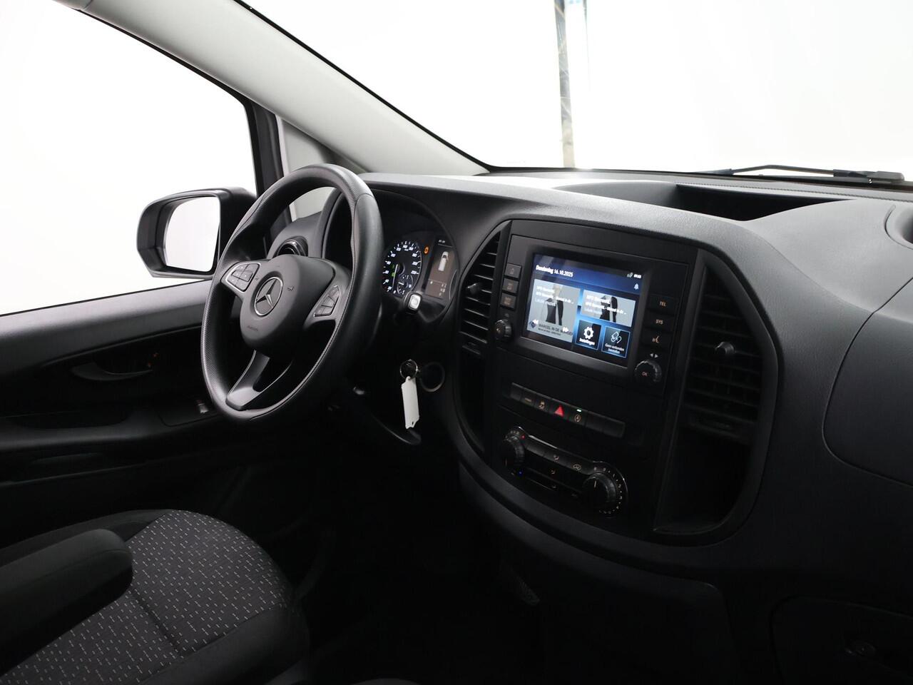 Mercedes-Benz VITO 114 CDI | Aut. | L2 Lang | Parkeercamera | Apple/Android Carplay| Achterdeuren 180 Graden | Airco | Cruise Control | Sidebars | 3-zits | Certified