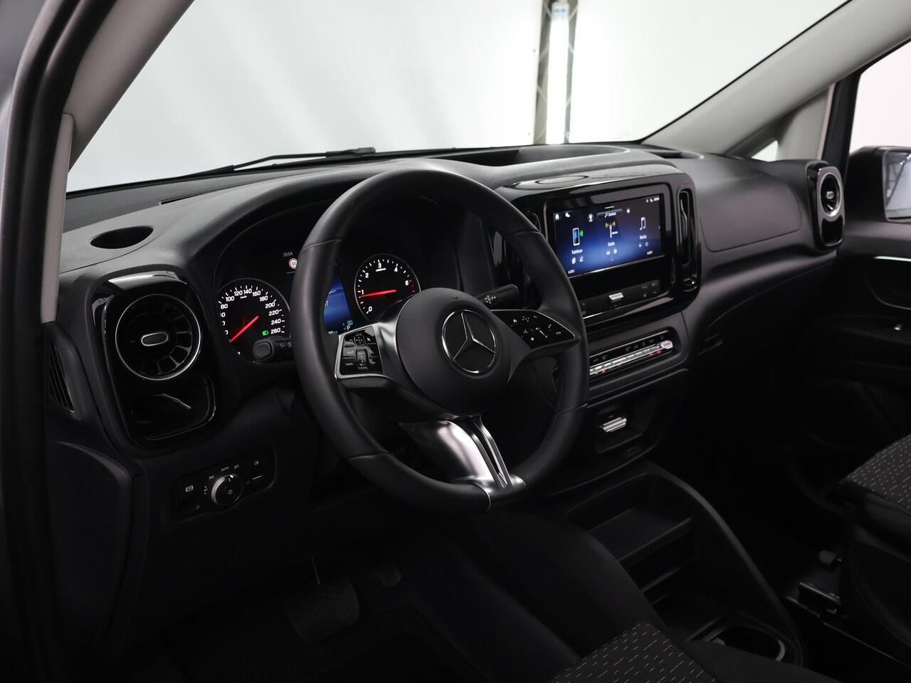 Mercedes-Benz VITO 119 XL L3 PRO | EDITION | DUBBELE CABINE | MULTI-BEAM LED | ACHTERUITRIJCAMERA | 2500 KG AHW TREKHAAK | ACHTERDEUREN | 2X ZIJSCHUIFDEUR | CRUISE CONTROL | STOEL - STOEL | METALLIC